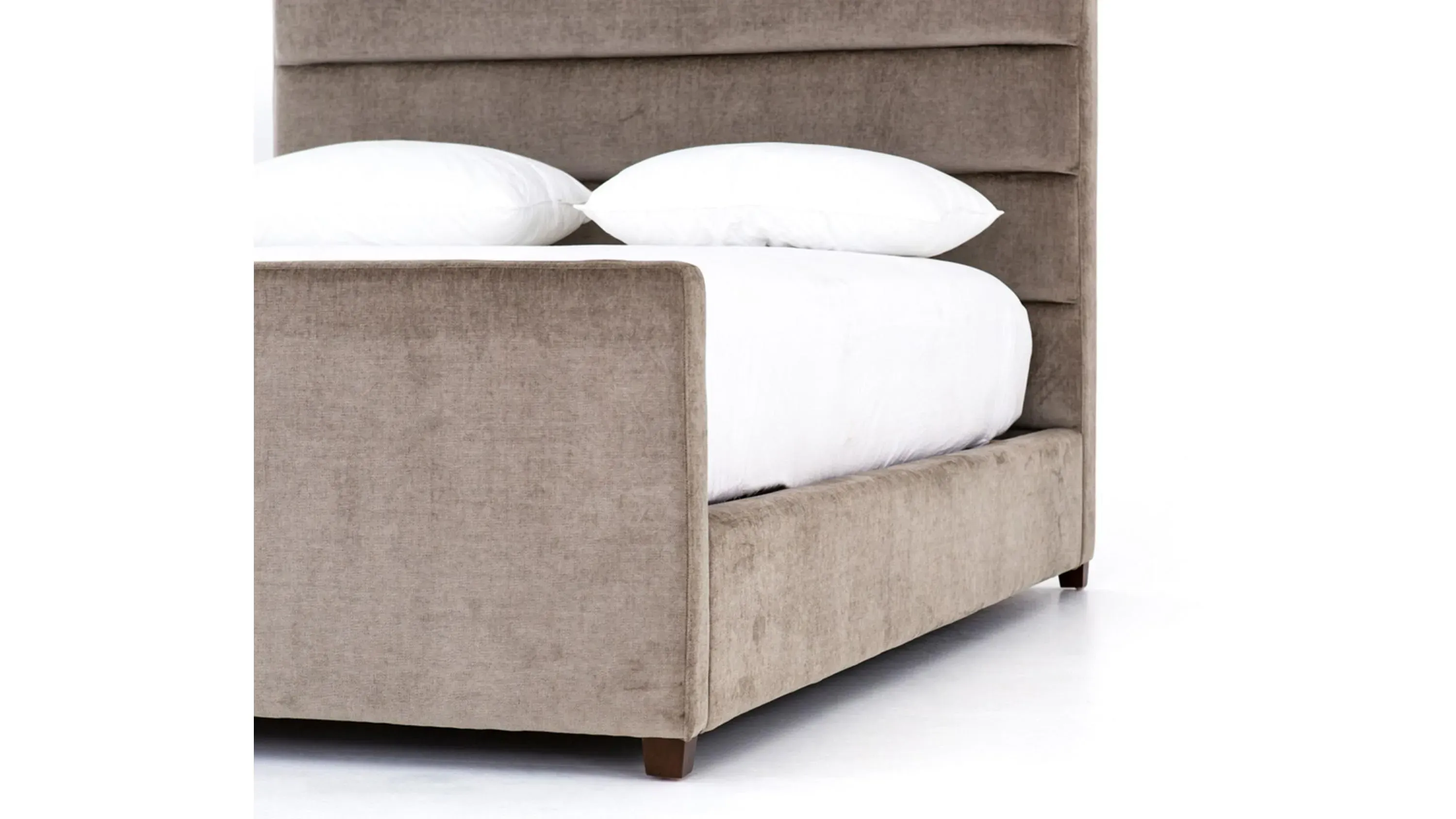 Daphne Bed