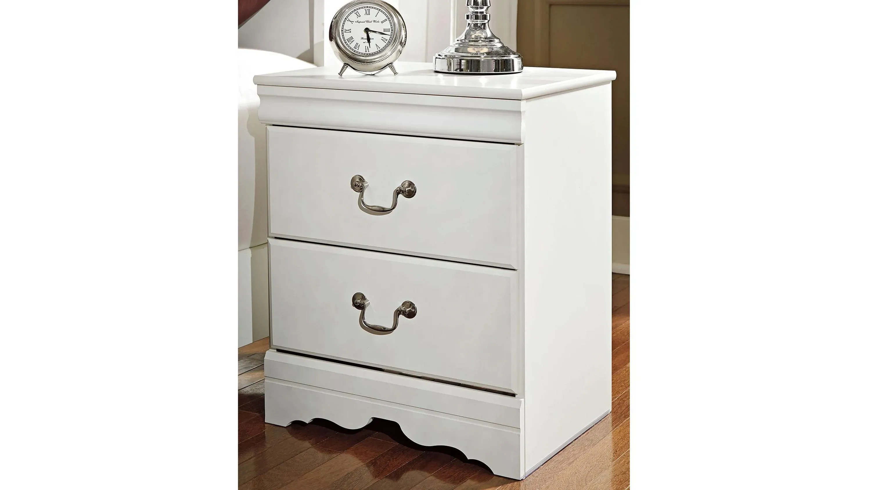 Anarasia Nightstand