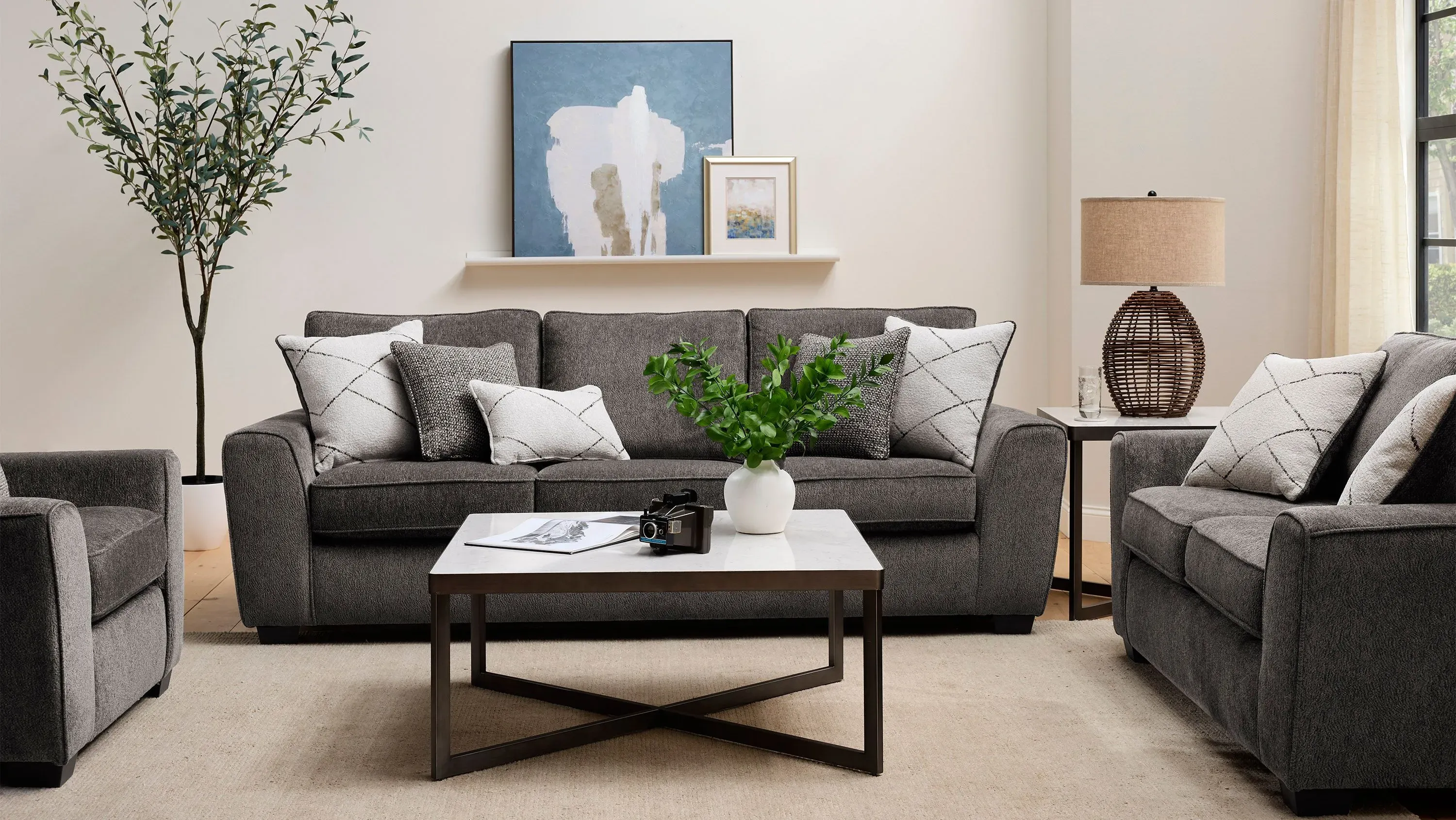 Bray Sofa | Raymour & Flanigan