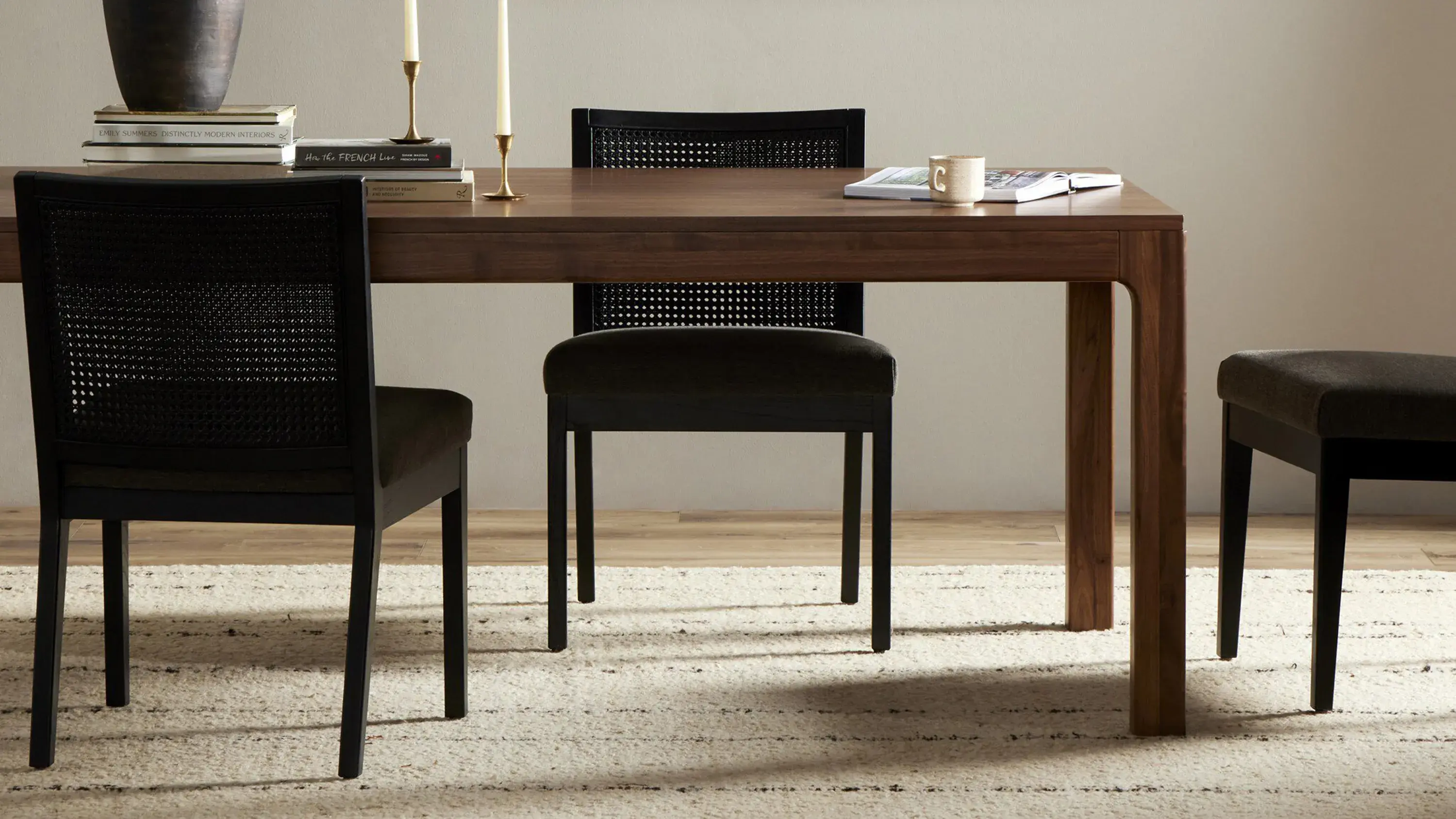 Arturo Dining Table - Thumbnail 3