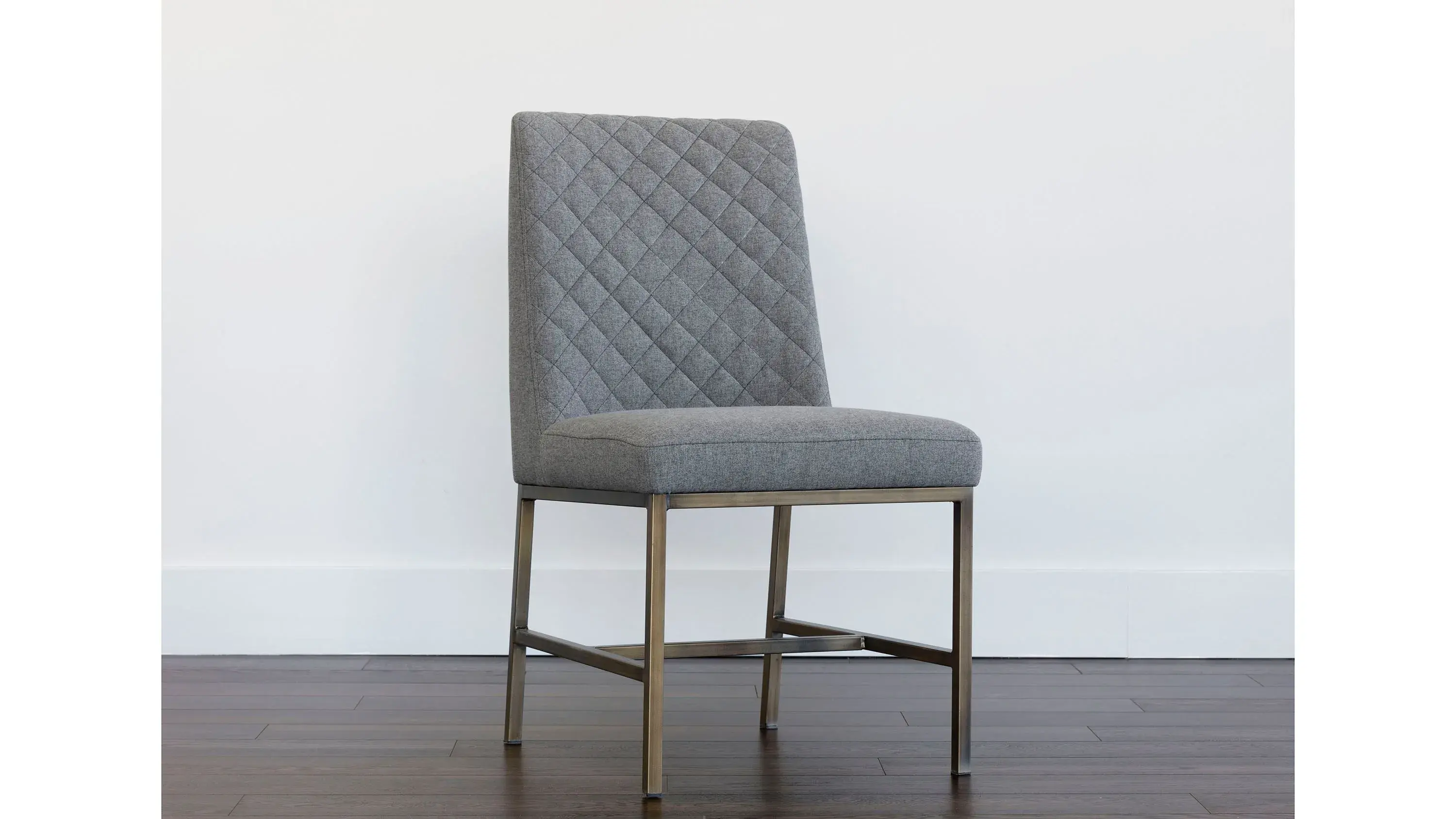 Leighland Dining Chair - Thumbnail 4