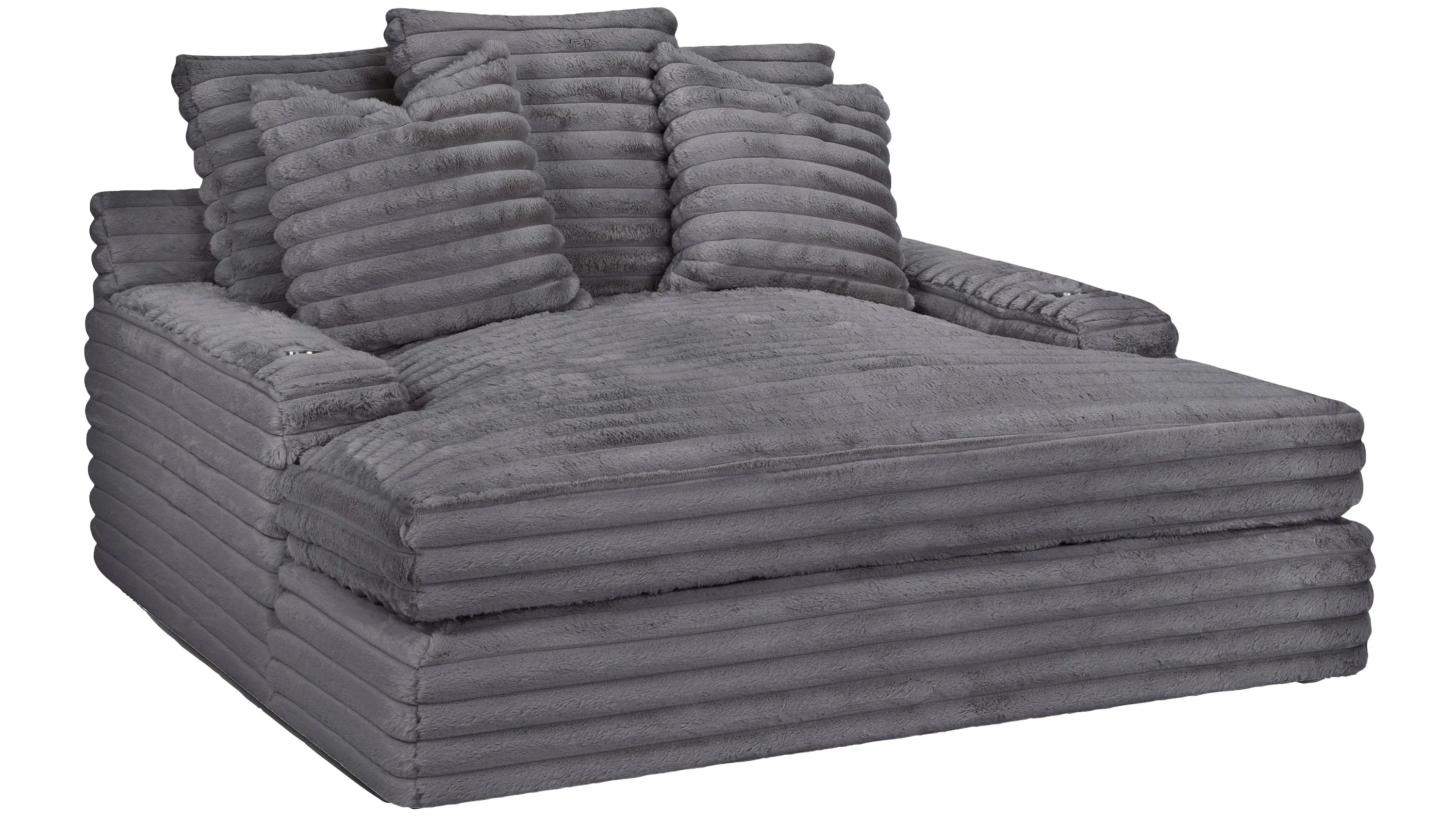 Woolly Chaise w/ Cup Holders and USB