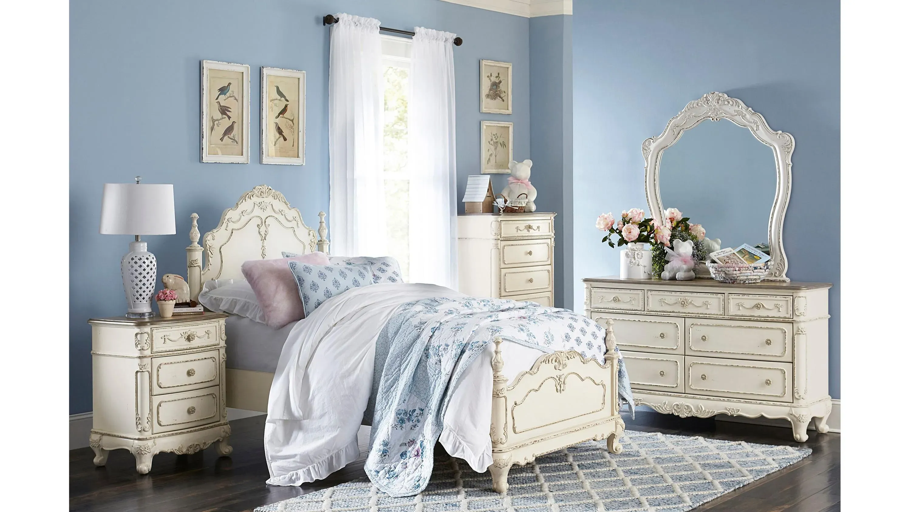 Averny Bed