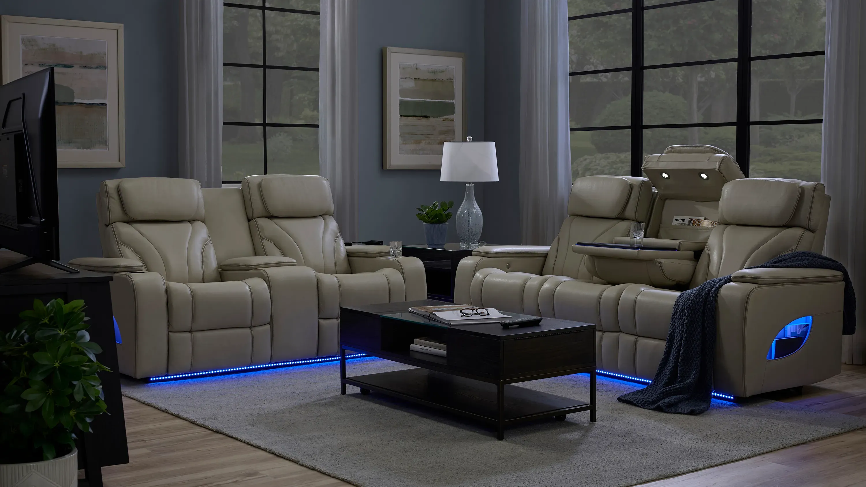Avis Zero Gravity Power Sofa w/ Power Headrest, Heat and Massage
