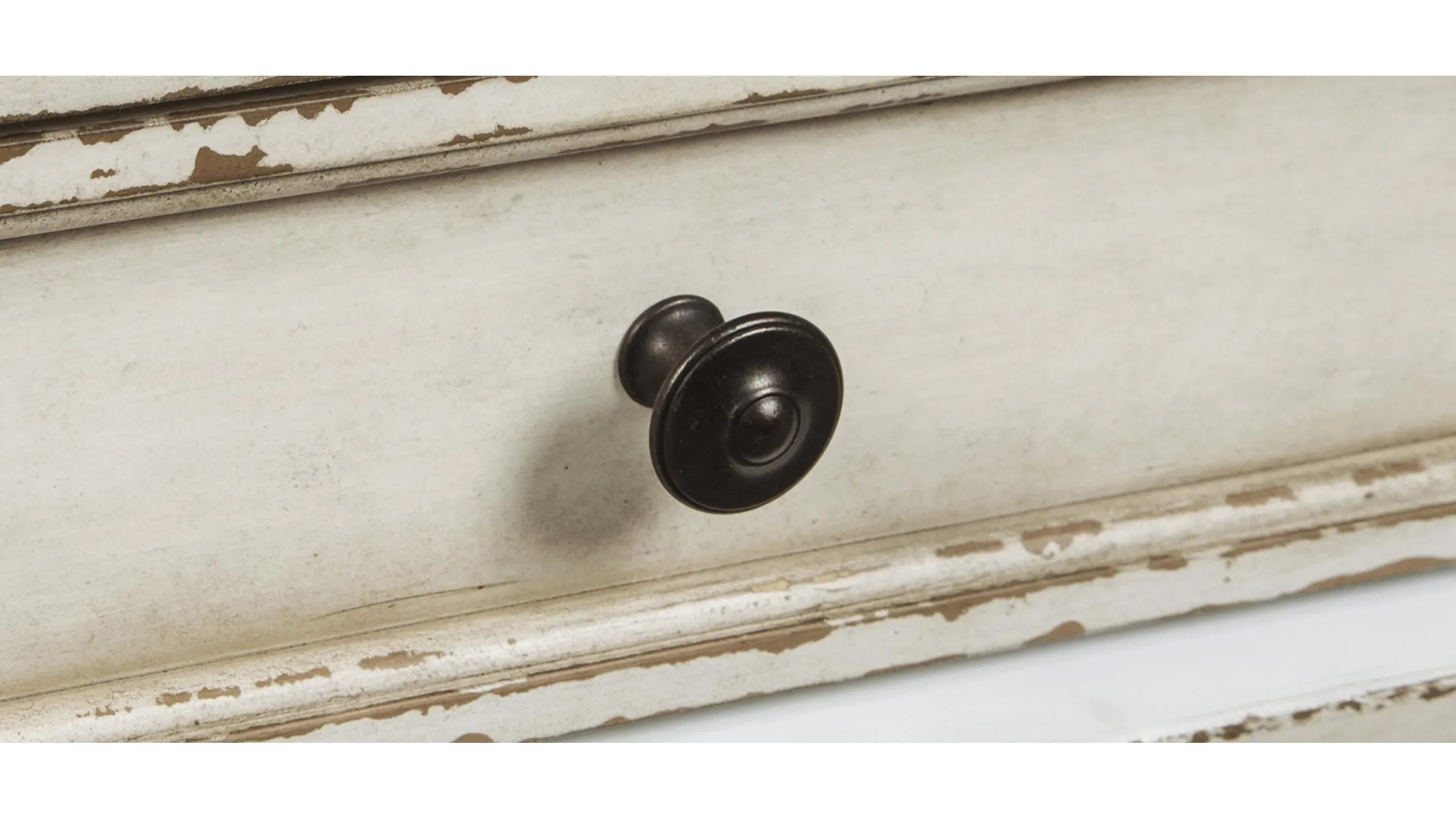 Libbie Lift-Top Cocktail Table | Raymour & Flanigan