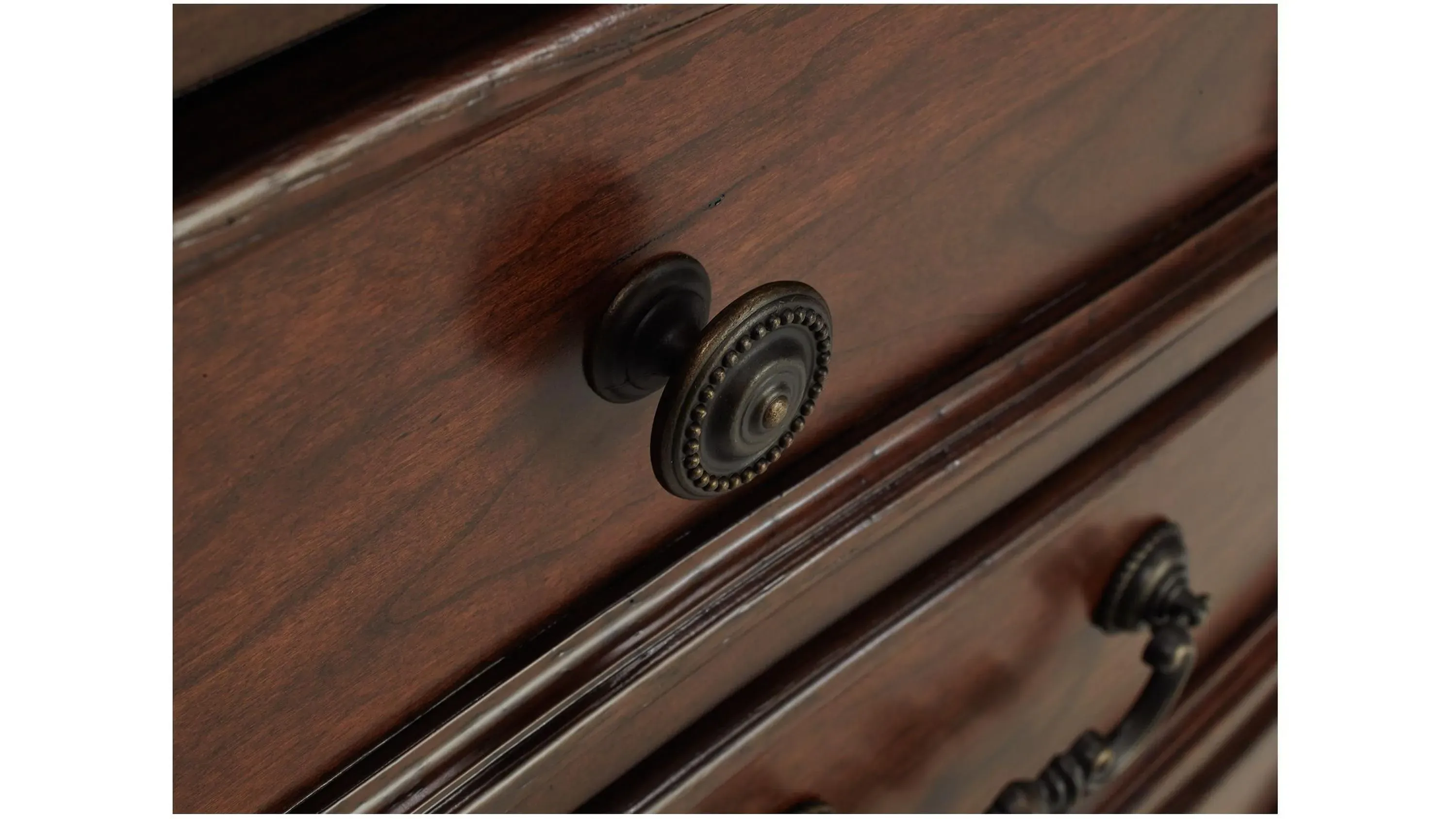 Chesapeake Chest | Raymour & Flanigan
