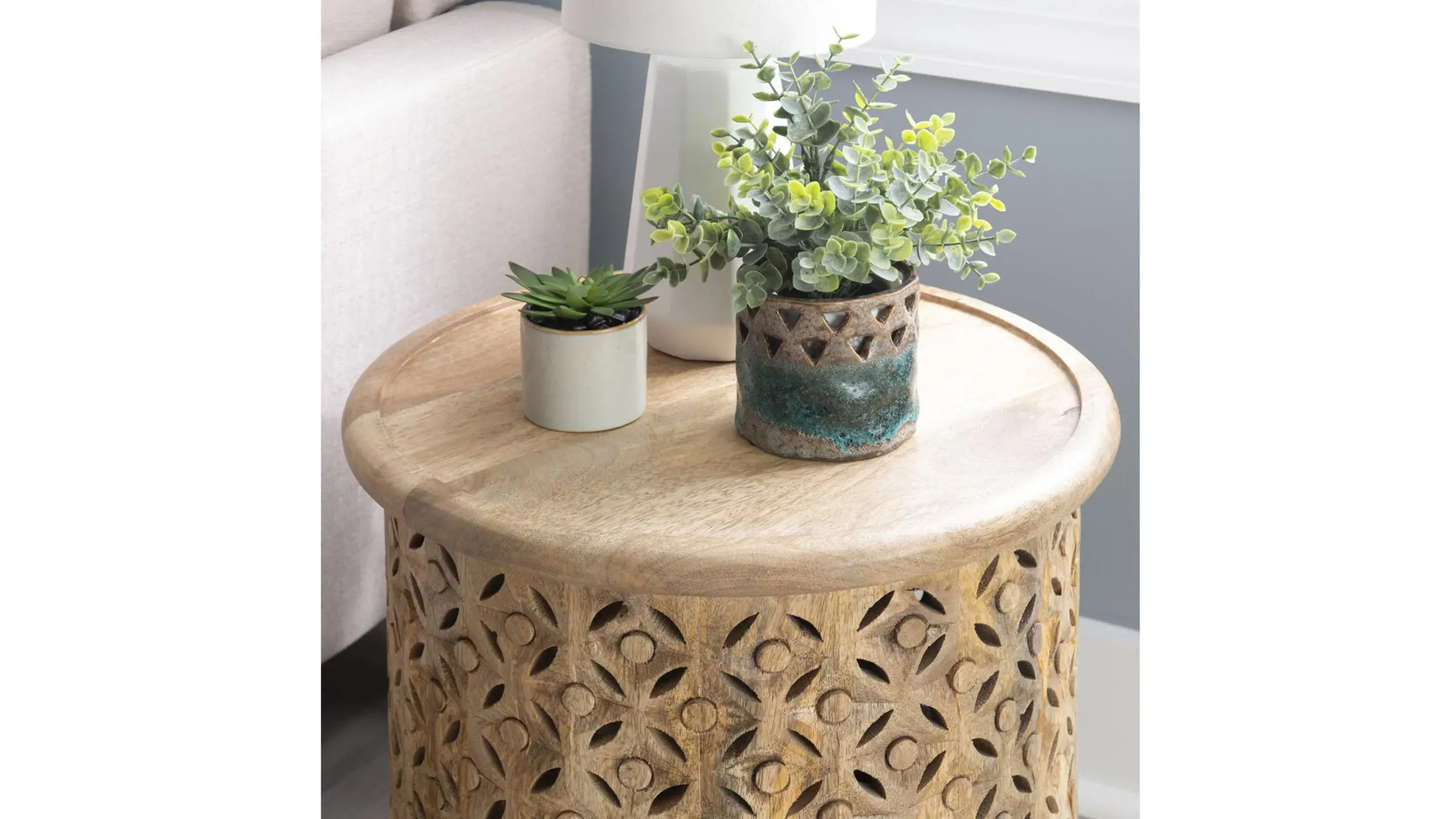 Linon Home Decor Inora Side Table - Thumbnail 3