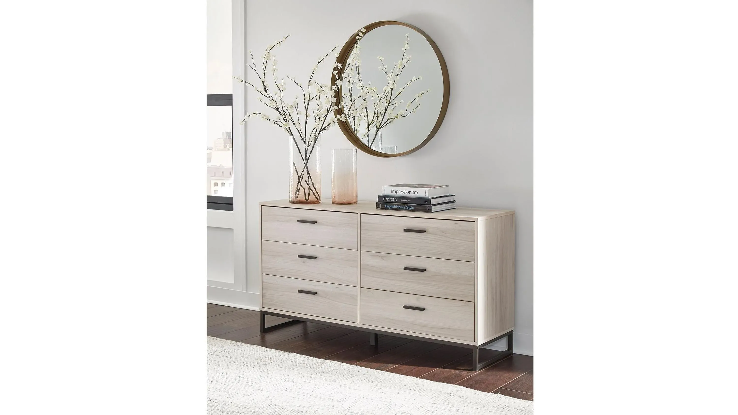 Socalle Dresser