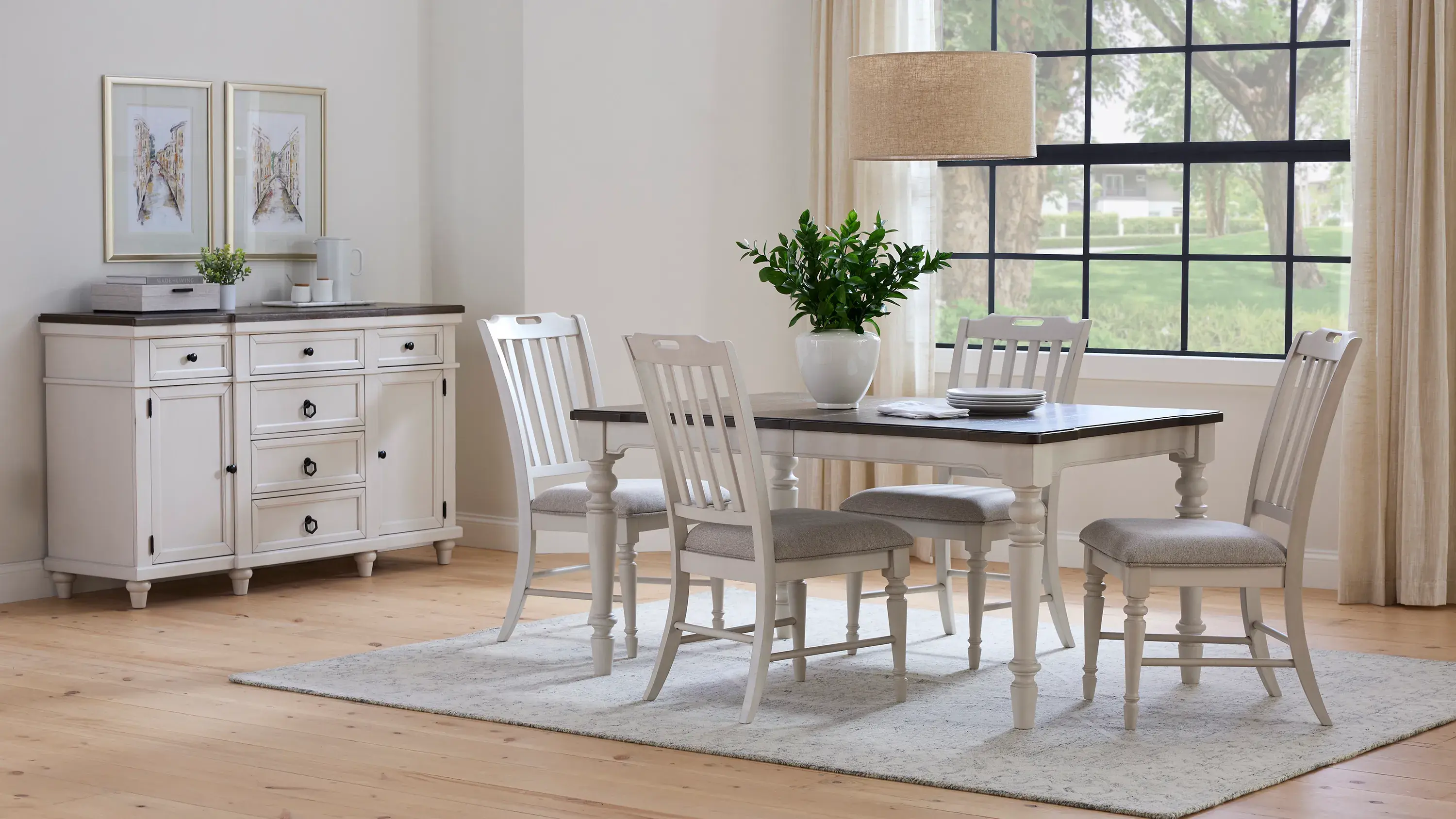 Davis Intl. Saybrook Dining Table