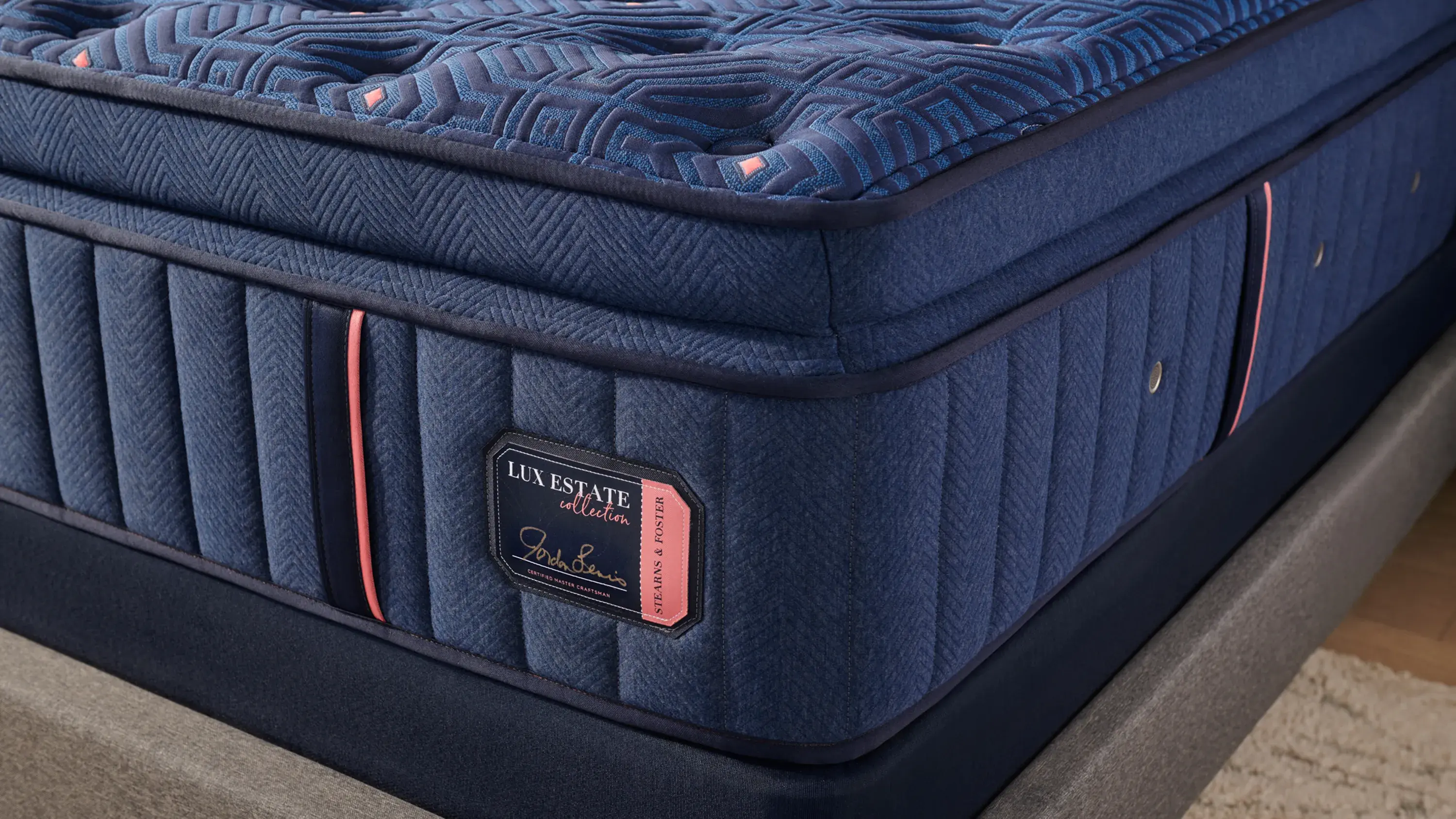 Stearns & Foster Lux Estate Elite Medium Pillowtop Split Cal King Mattress Set - Thumbnail 4