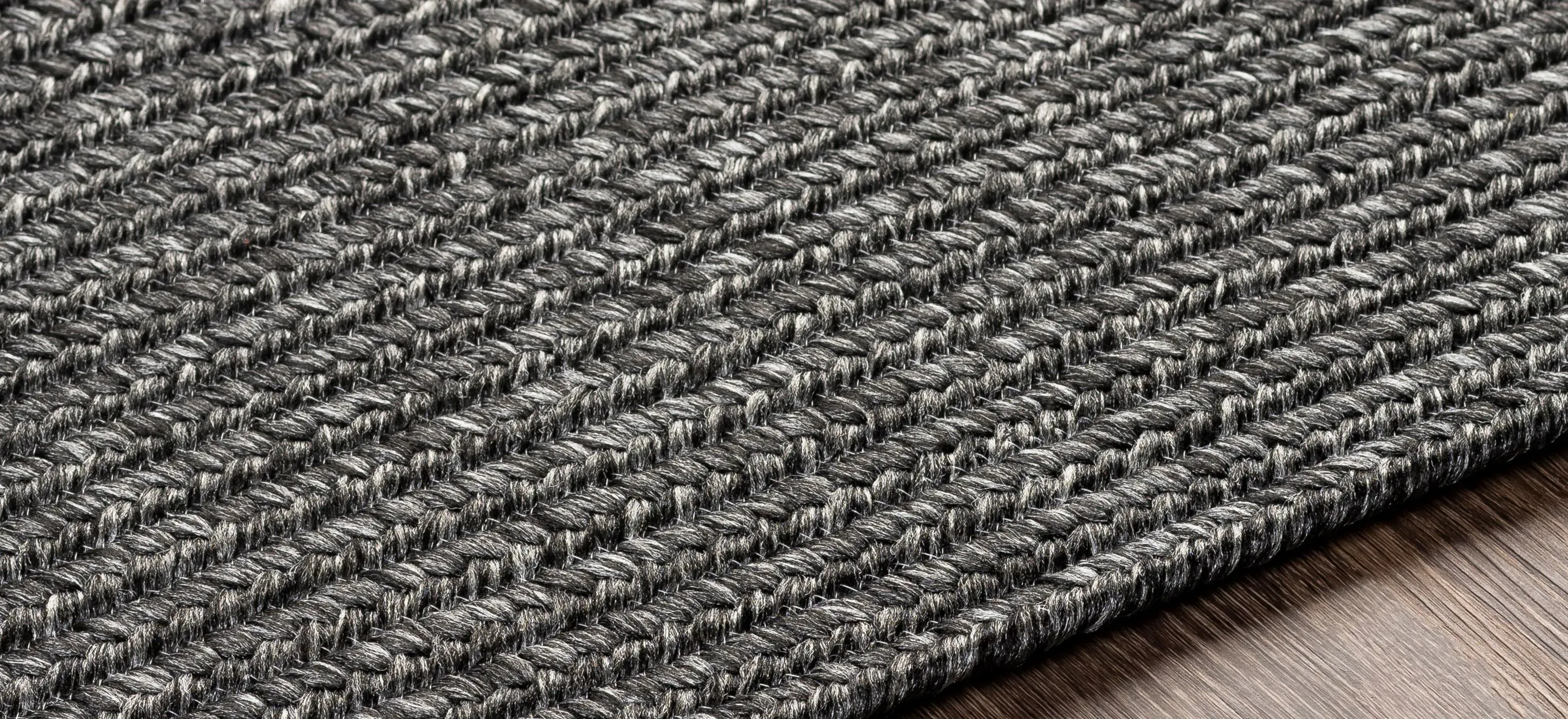 Chesapeake Bay Rug 2' 6" x 8' 3' x 5' 5' x 7' 6" 5' x 7' 6" 6' x 9' 6' x 9' 7' 6" x 9' 6" Product_Image_Carousel