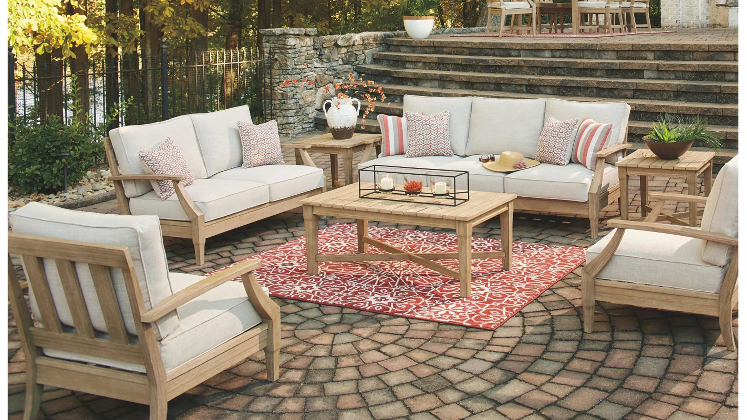 Kya Outdoor Sofa | Raymour & Flanigan