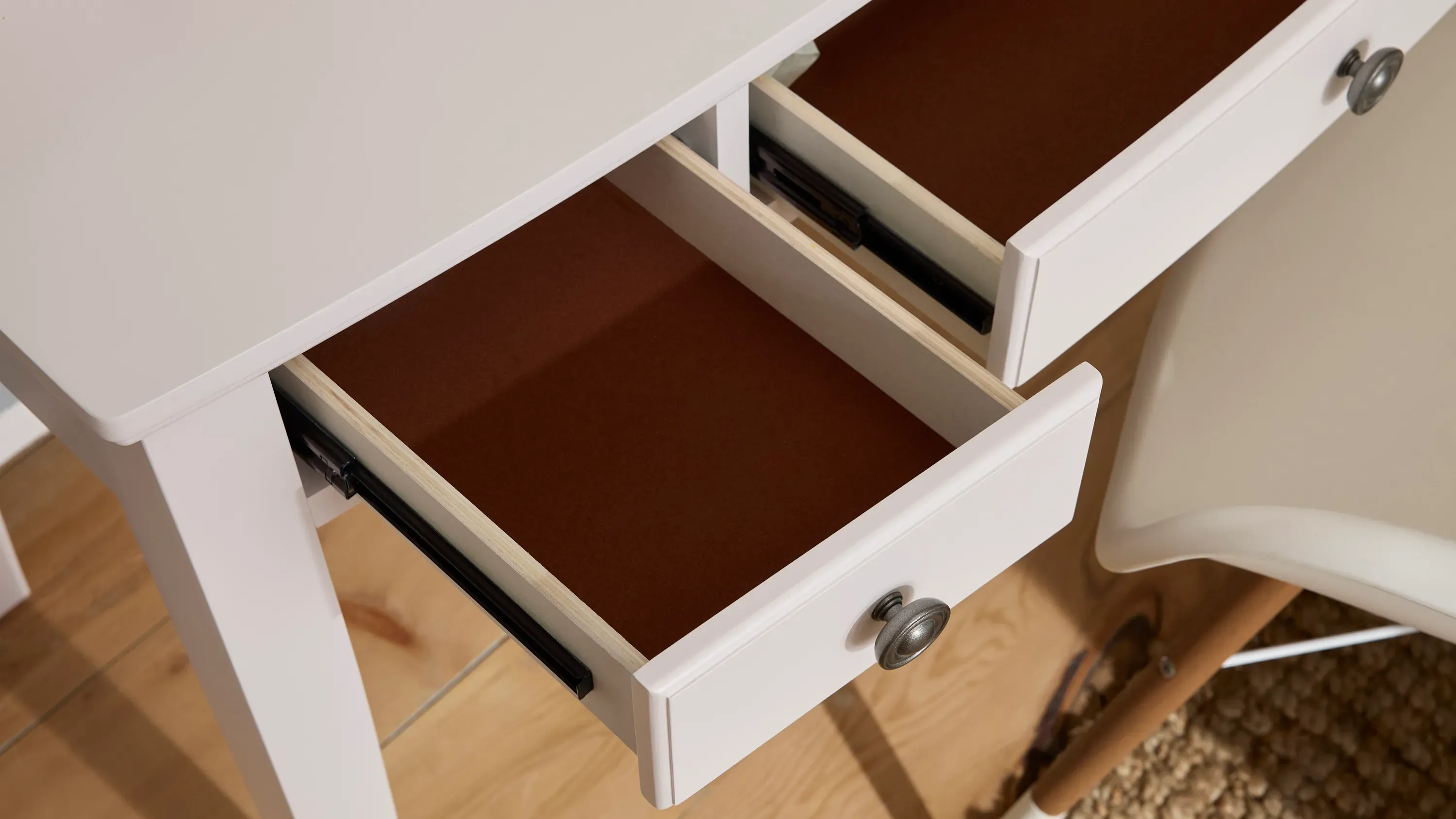 Kylie Youth Vanity Desk | Raymour & Flanigan