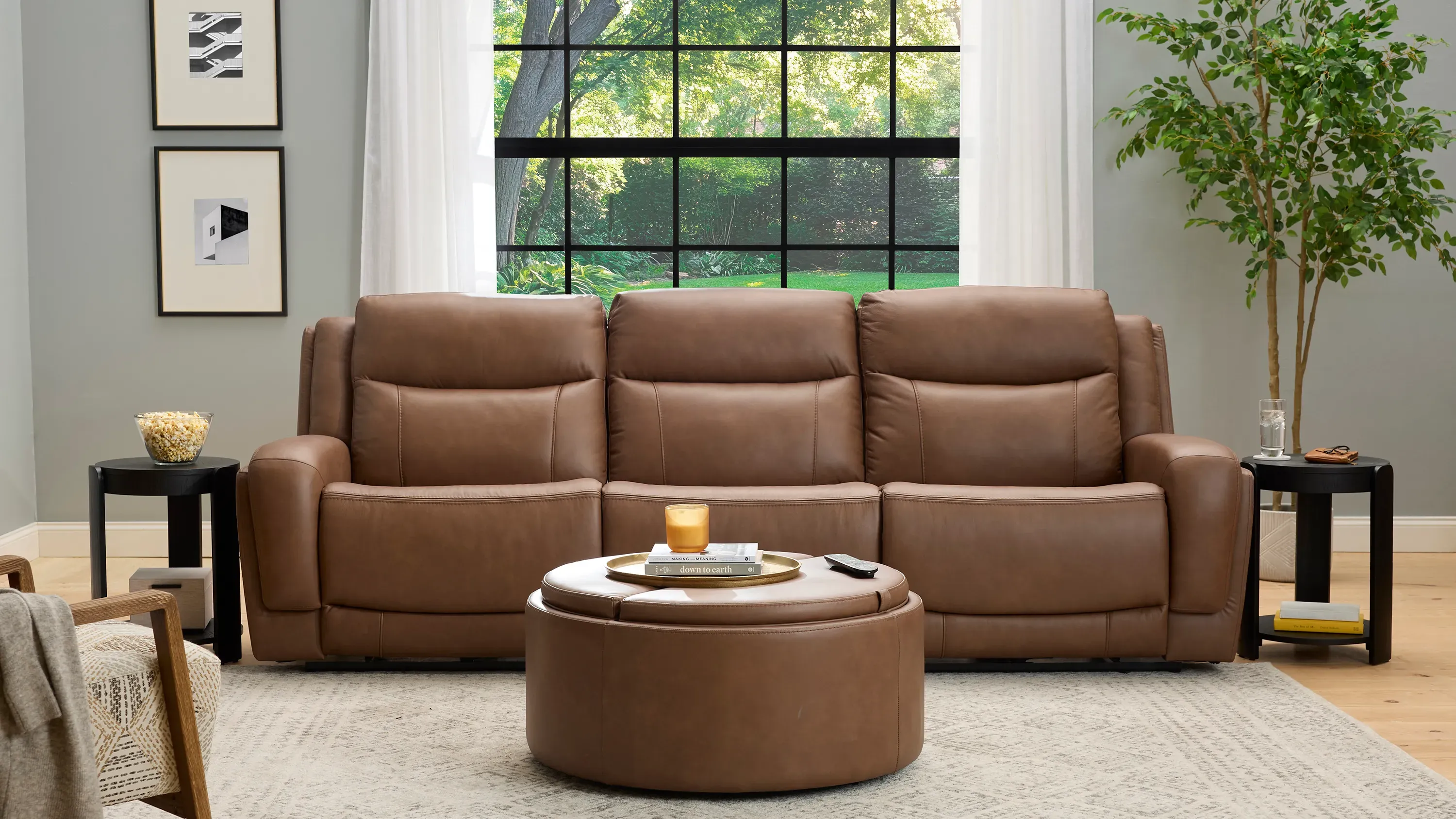 Harbin Zero Gravity Right Arm Facing Triple Power Recliner w/ Heat