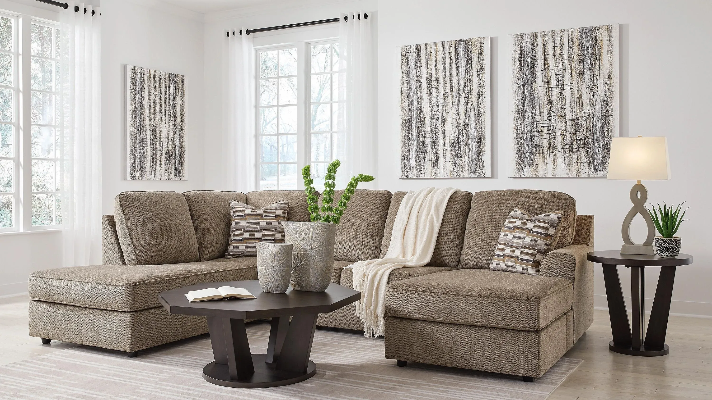 O'Phannon 2-Piece Sectional with Chaise