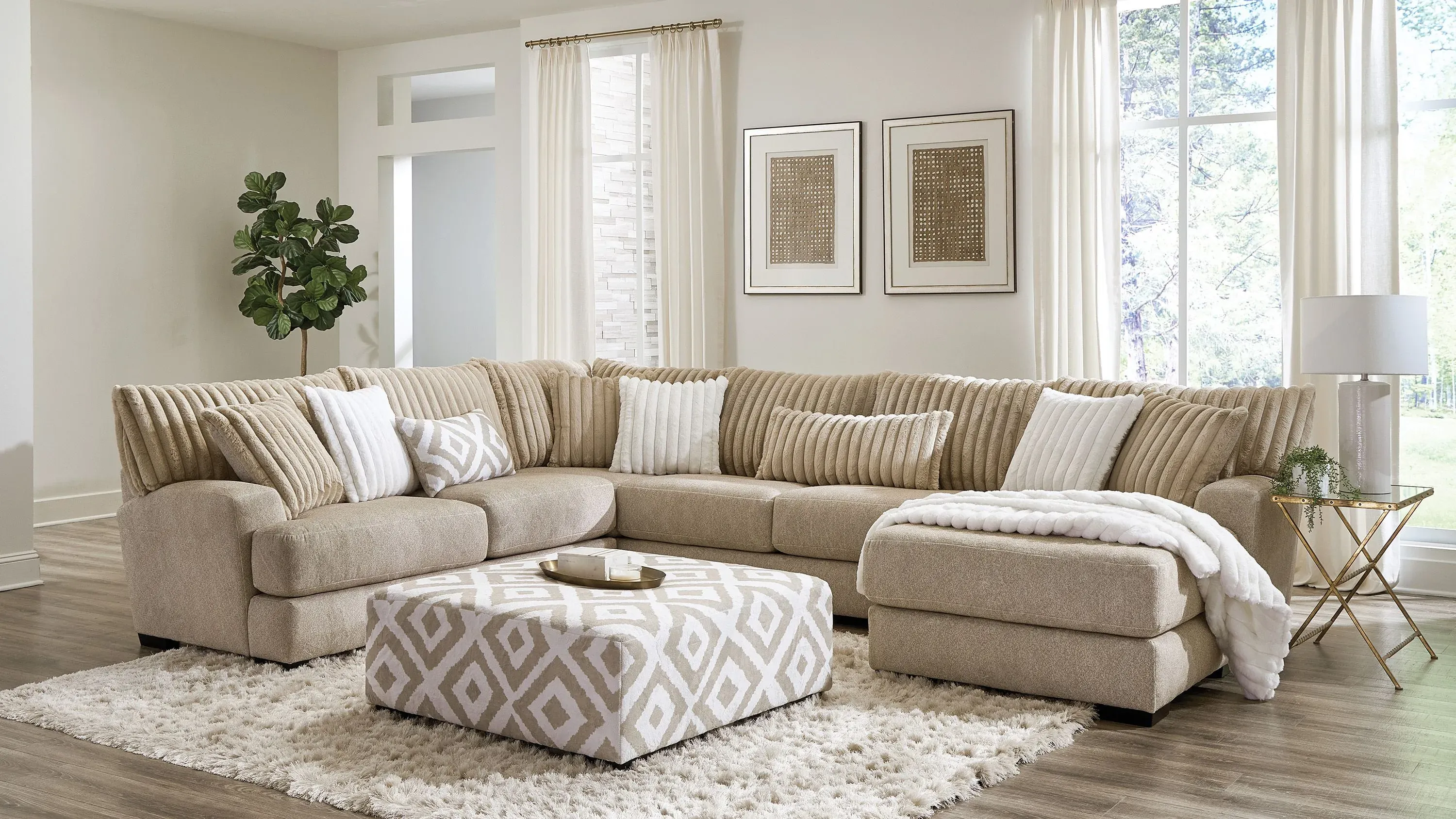 Mondo 3-pc. Sectional | Raymour & Flanigan