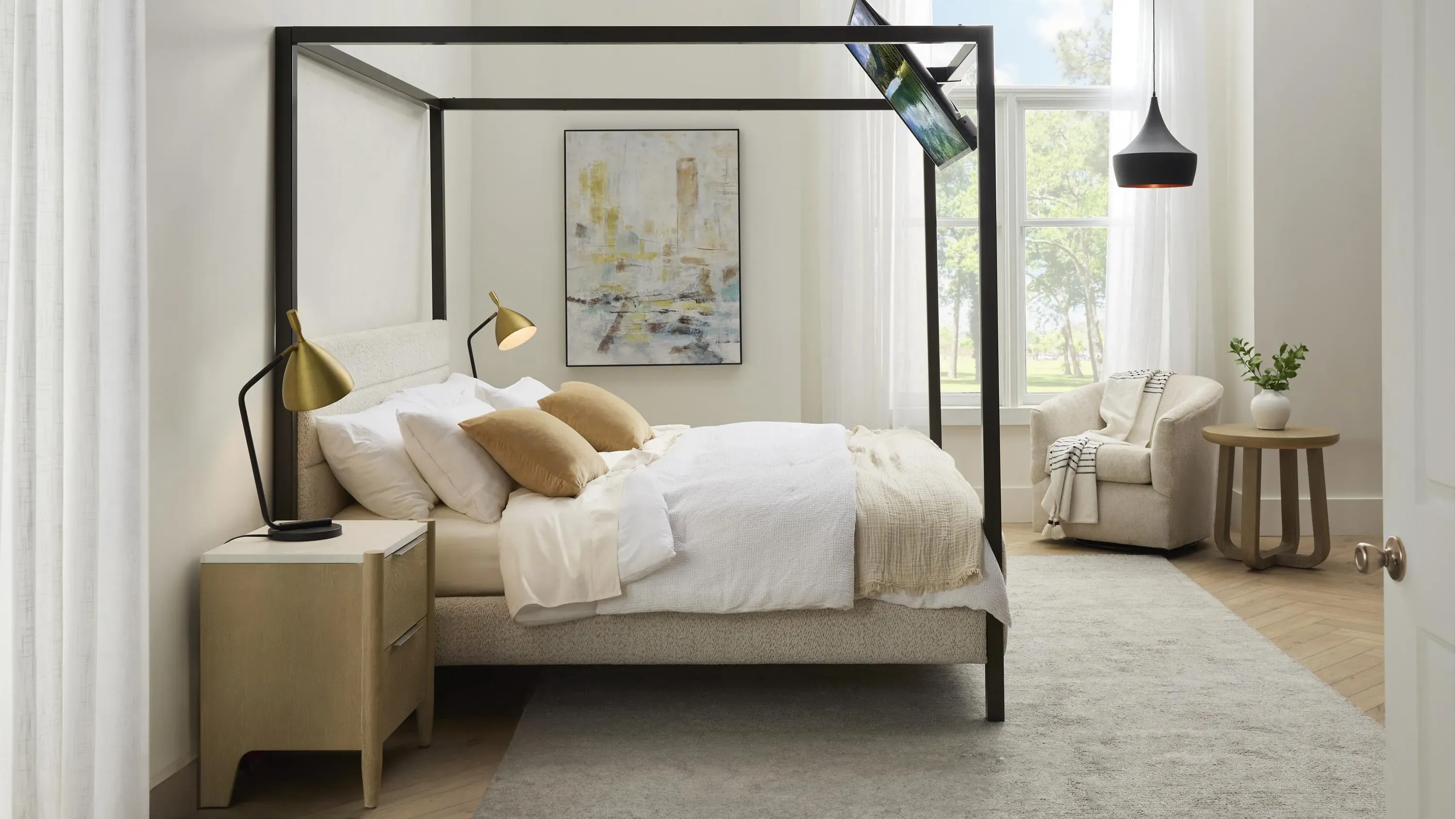 Nouvelle Media Bed