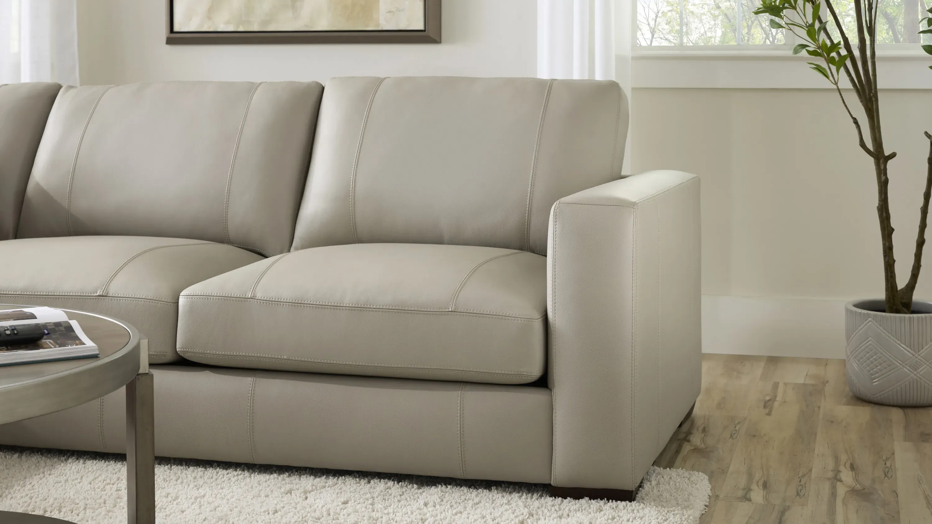 Oaklynn Leather 5-pc. Sectional | Raymour & Flanigan