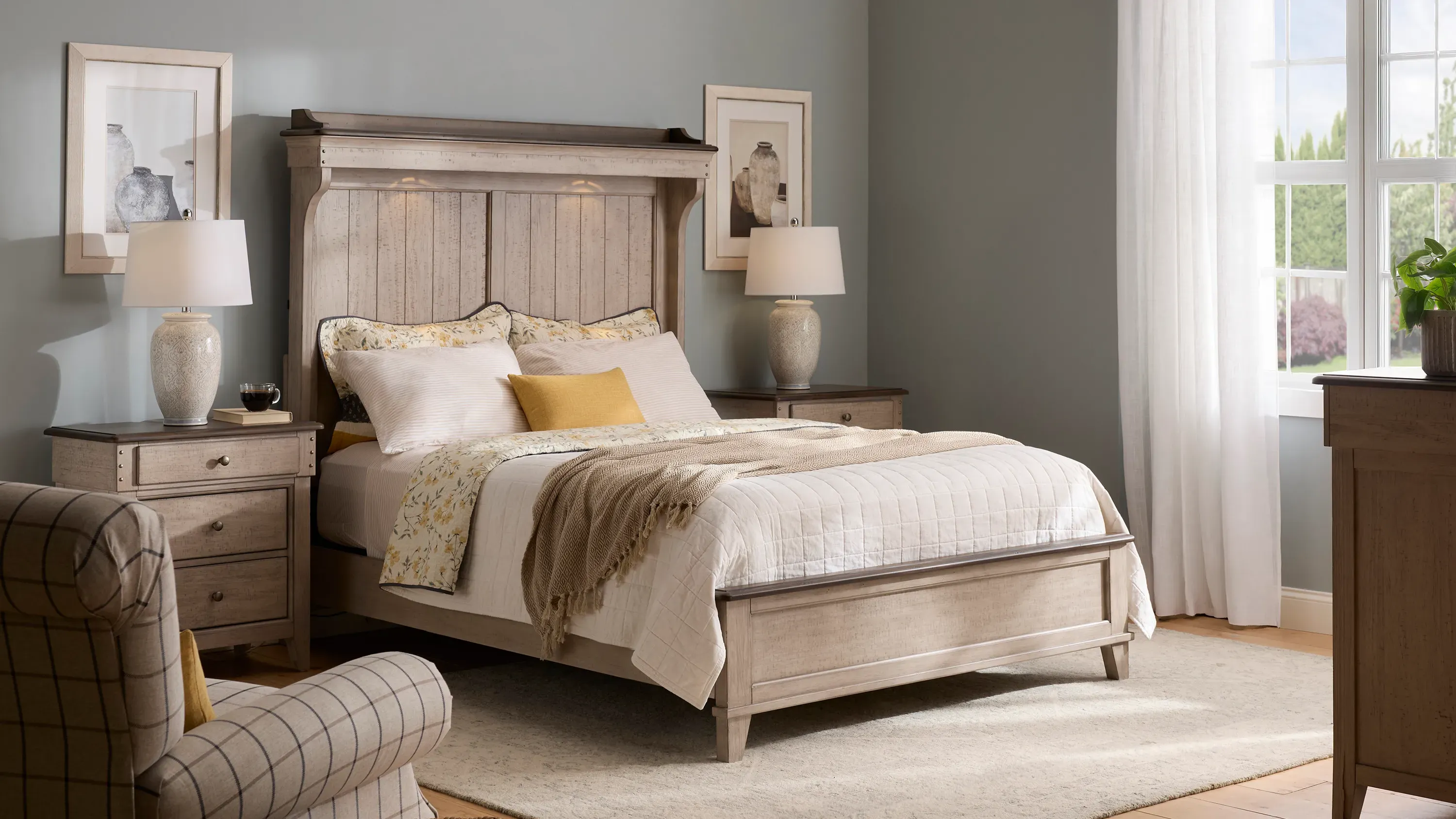 Campbell 4-pc. Mantel Panel Bedroom Set | Raymour & Flanigan