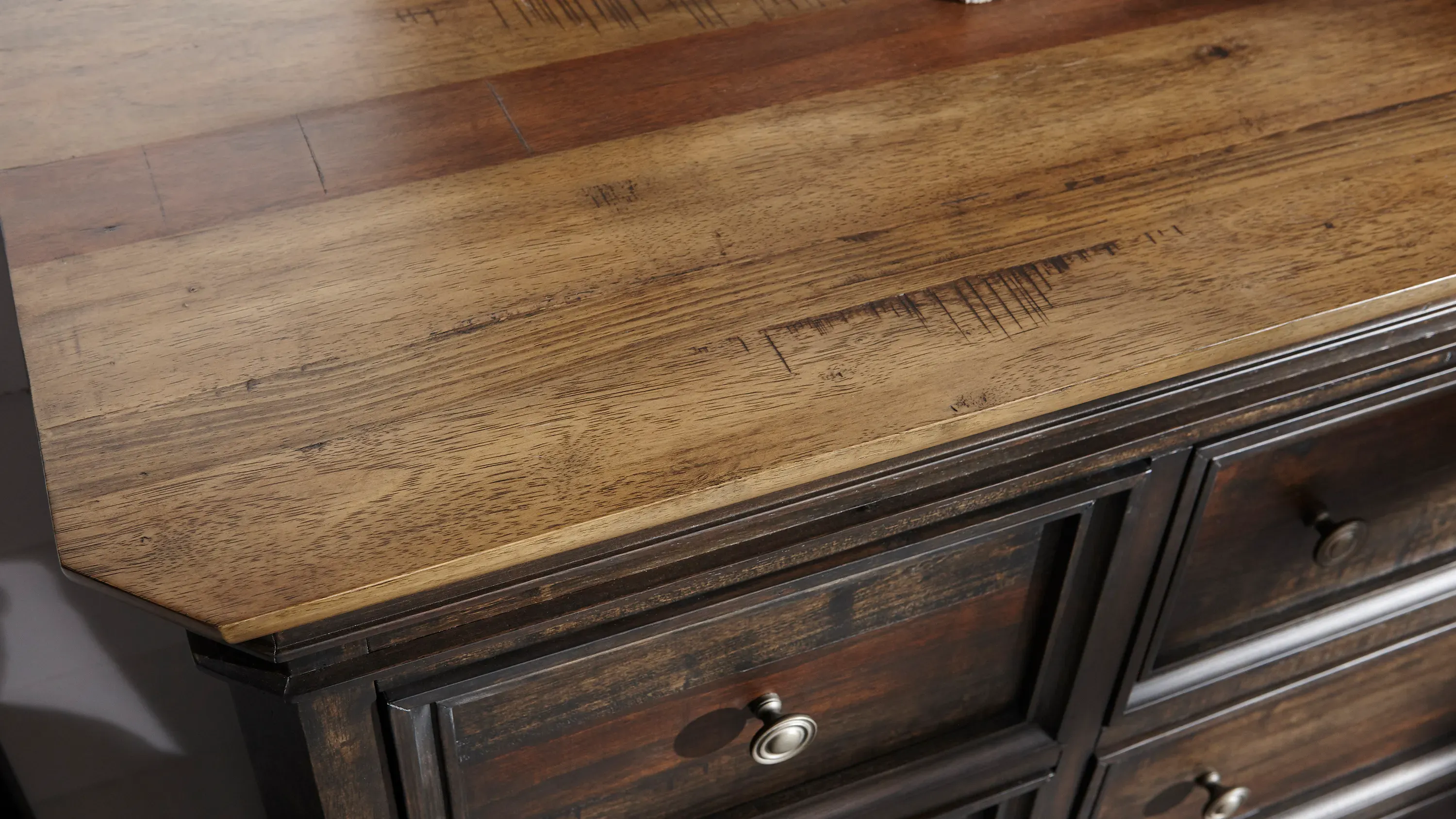 Raymour and flanigan bedroom dressers discount