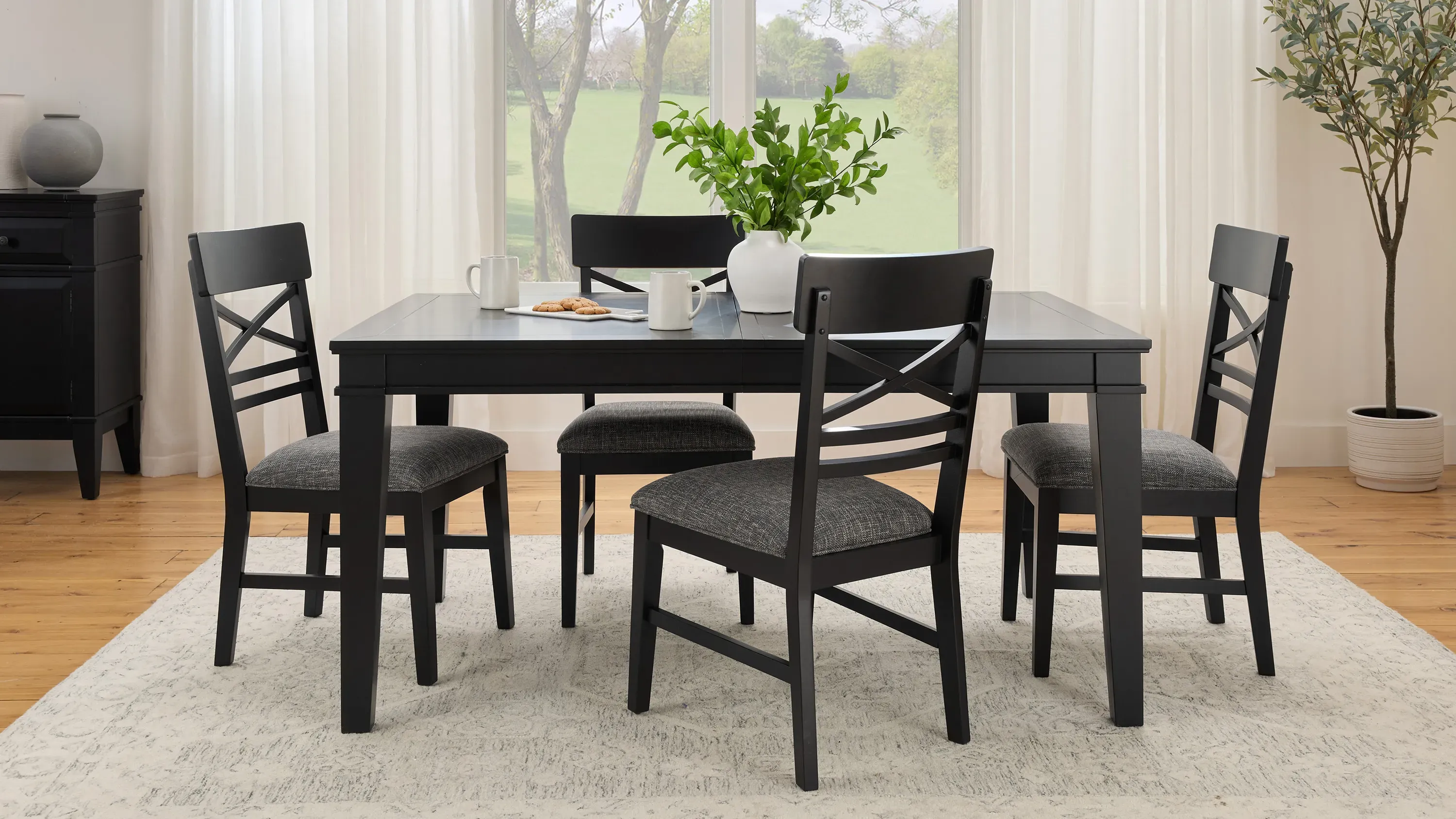 Halden Dining Chair | Raymour & Flanigan