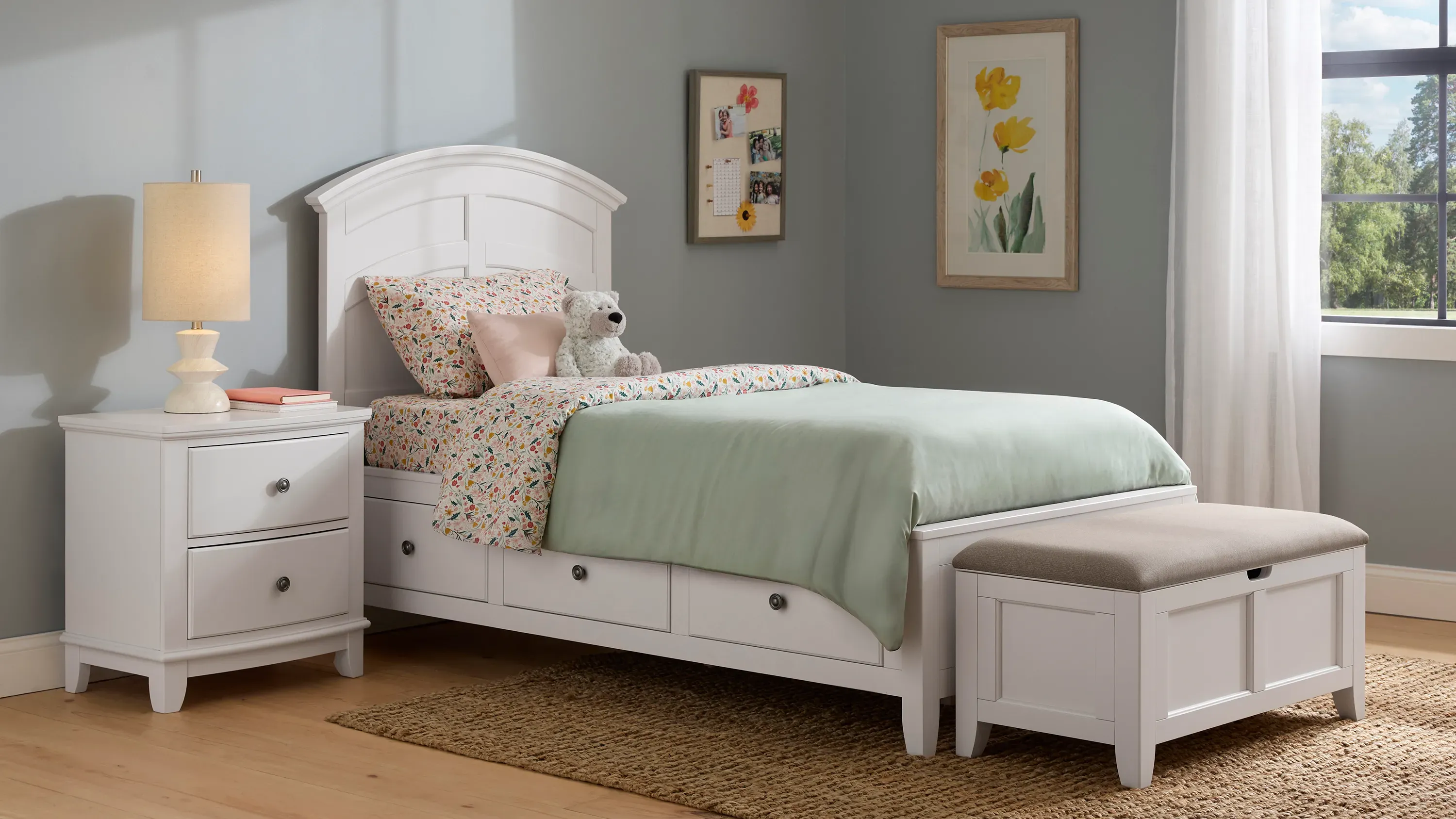 Kylie Youth 4-pc. Platform Bedroom Set w/ 1-sd. Storage Bed | Raymour \u0026  Flanigan, image size:3000x1688