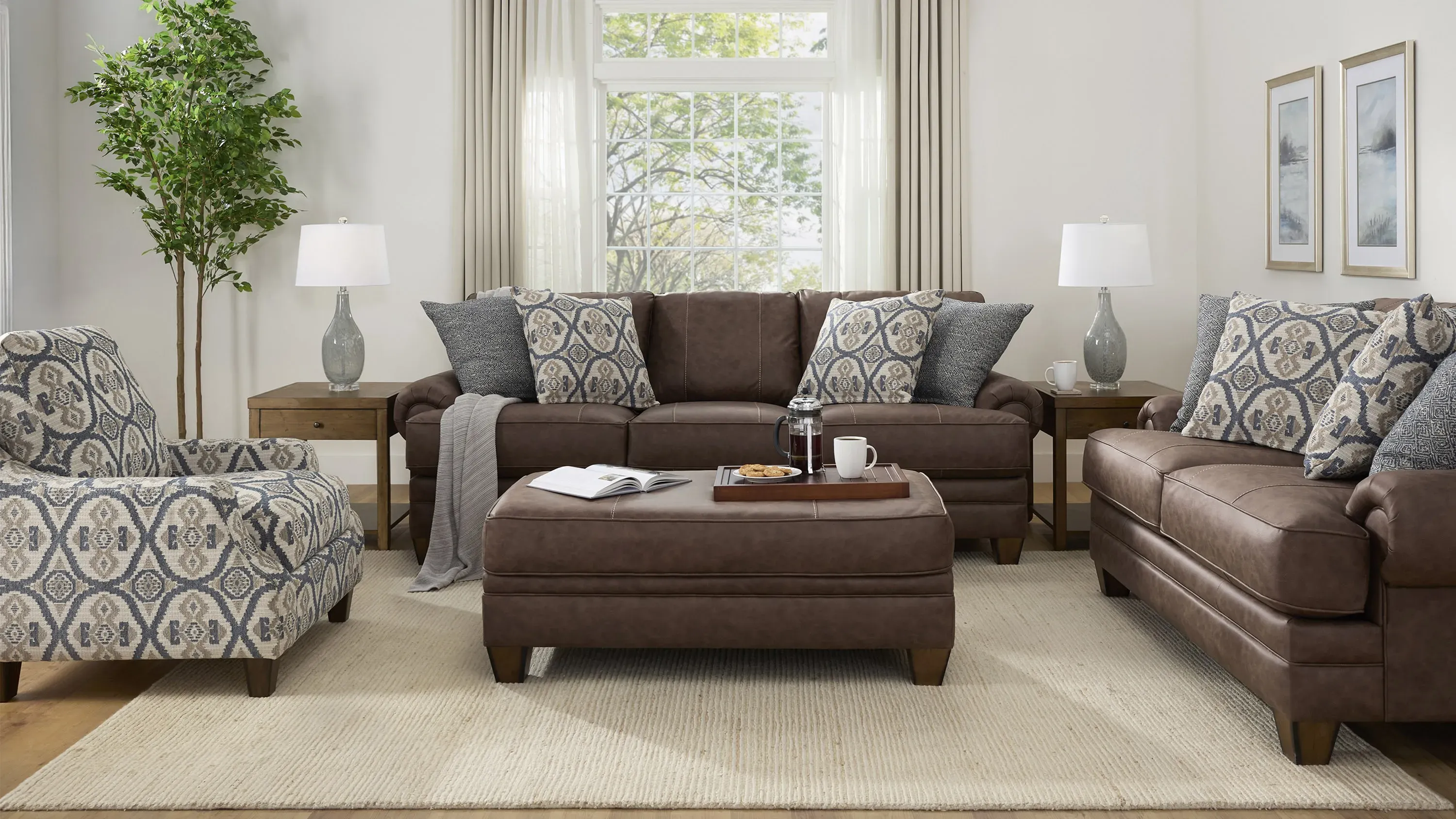 Boswell Loveseat | Raymour & Flanigan