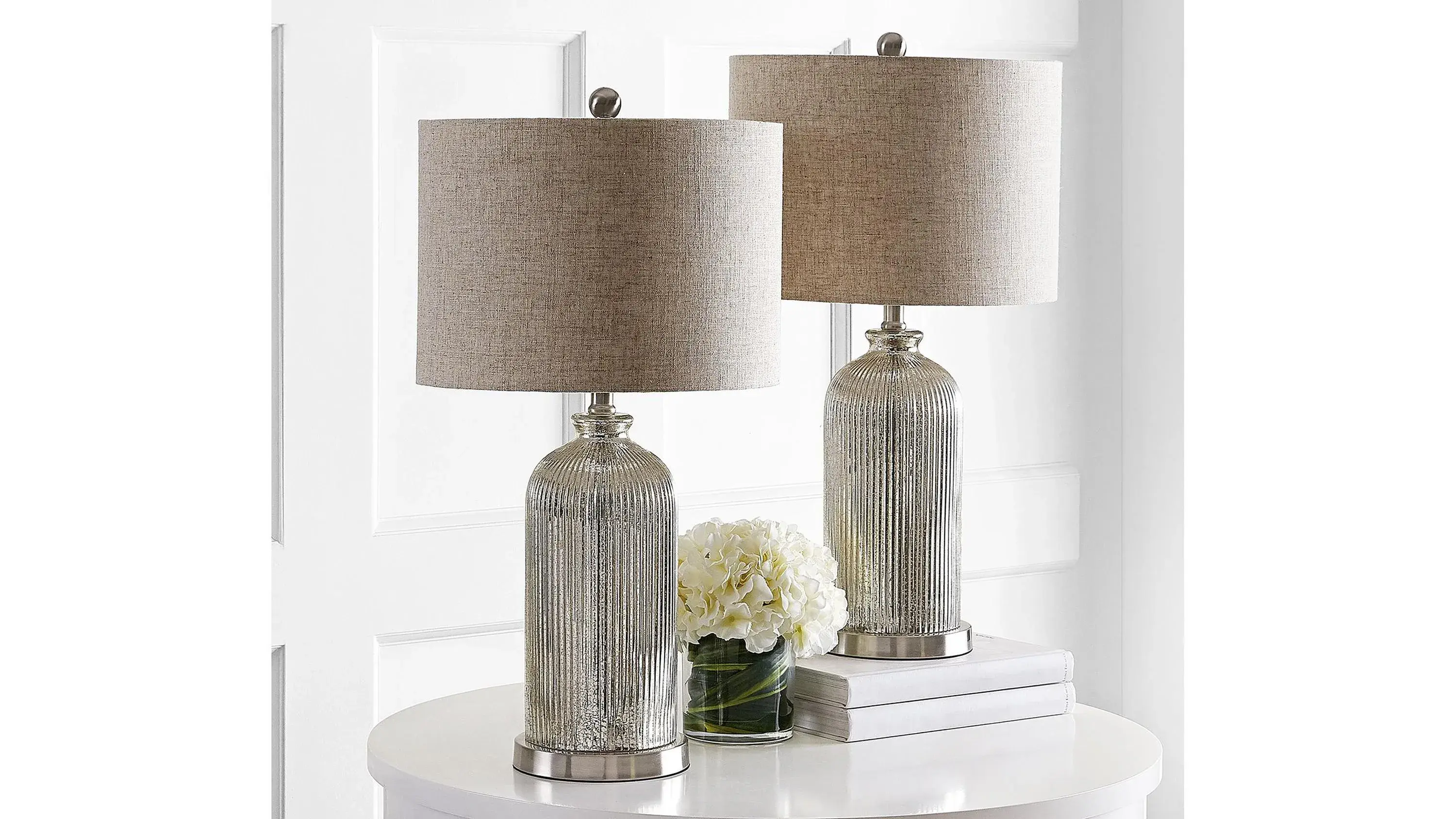 Safavieh Gibson Table Lamp - Thumbnail 3