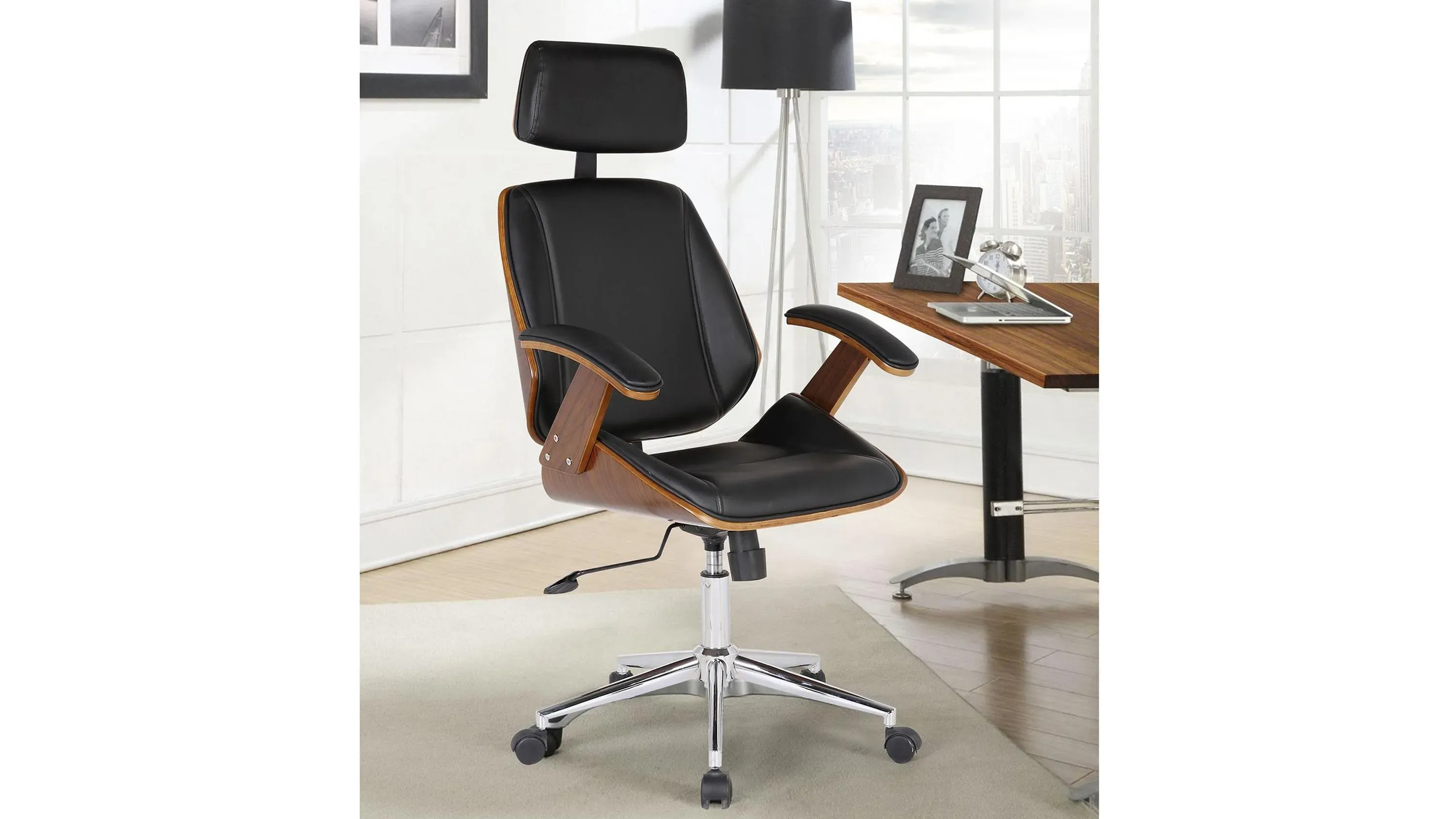 SHIGIYAMA ウォールナット ミッドセンチュリー アームチェア 天然皮革 Century Office Chair | Raymour & Flanigan