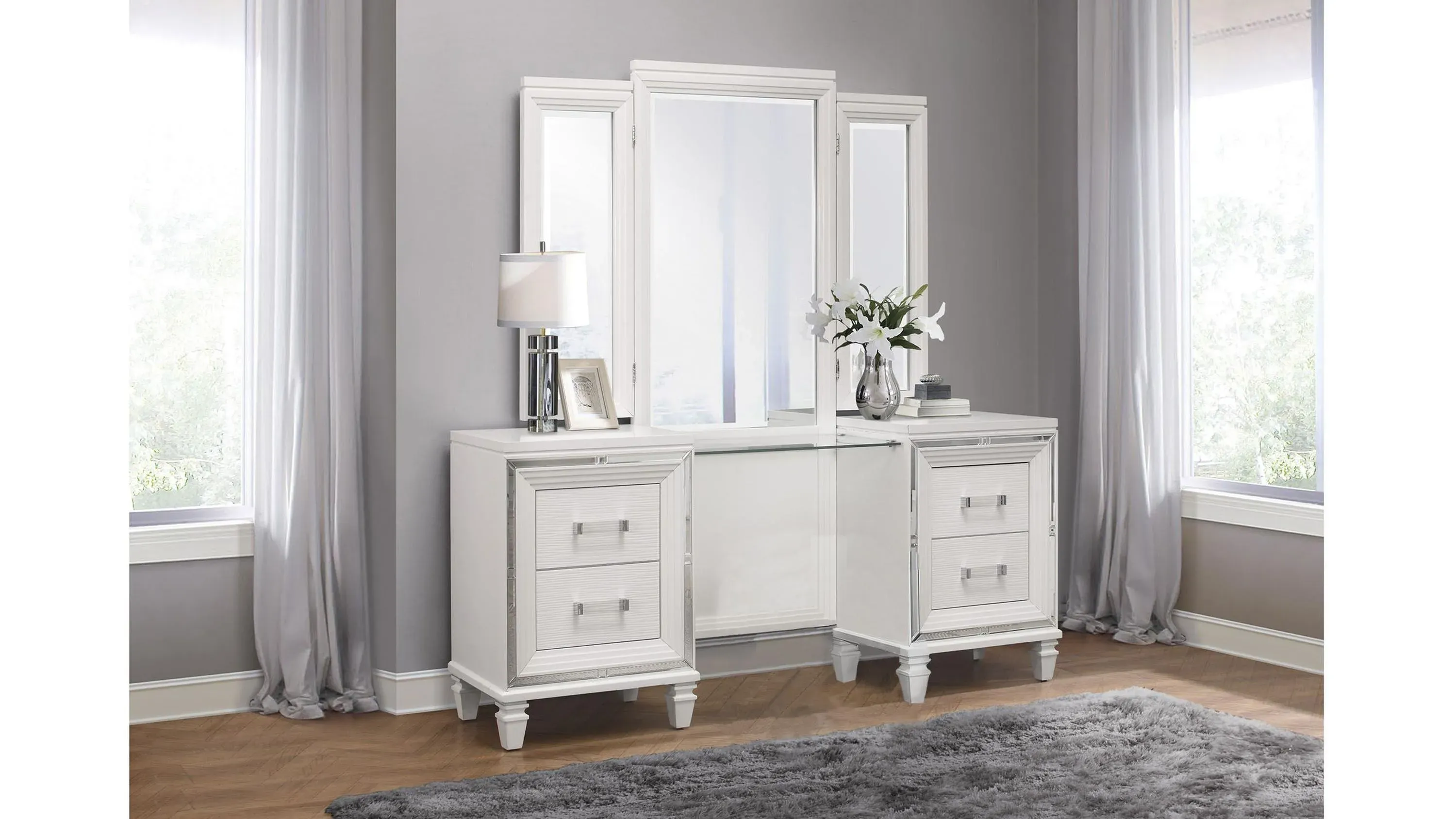 Selena Vanity