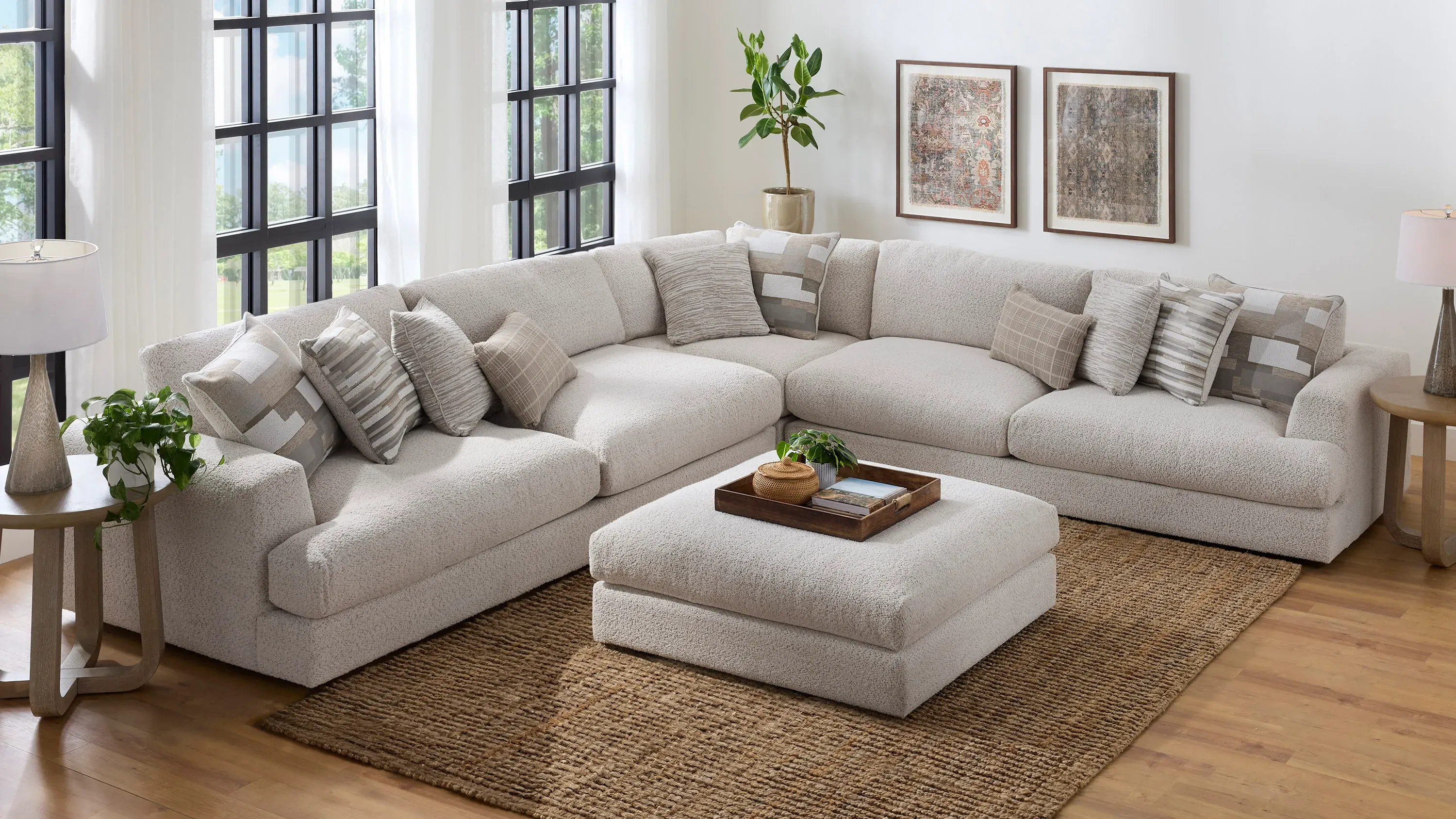 Montecito Right-Arm Facing Loveseat | Raymour & Flanigan