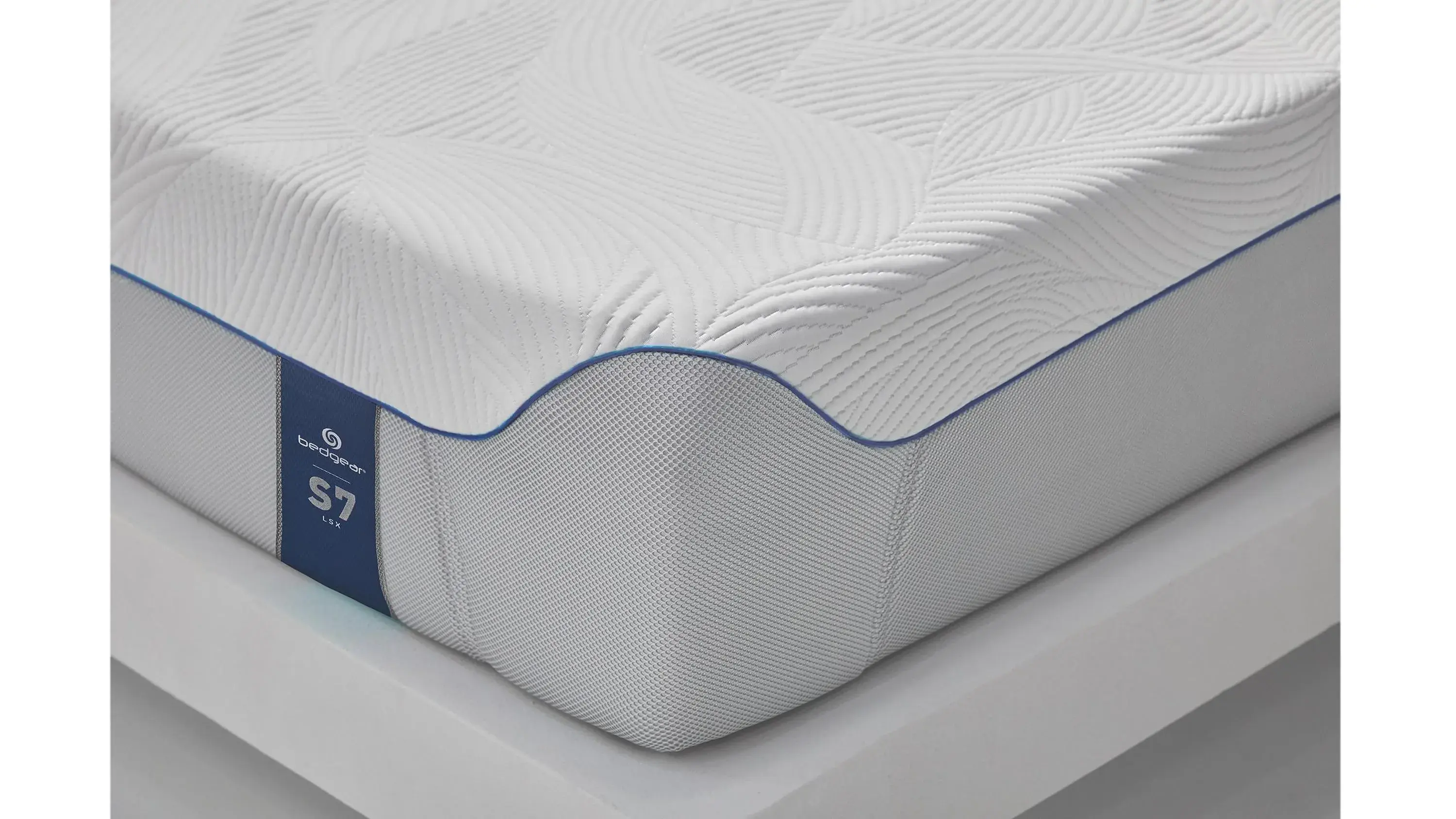 BEDGEAR S7 Plush Memory Foam Mattress - Thumbnail 4