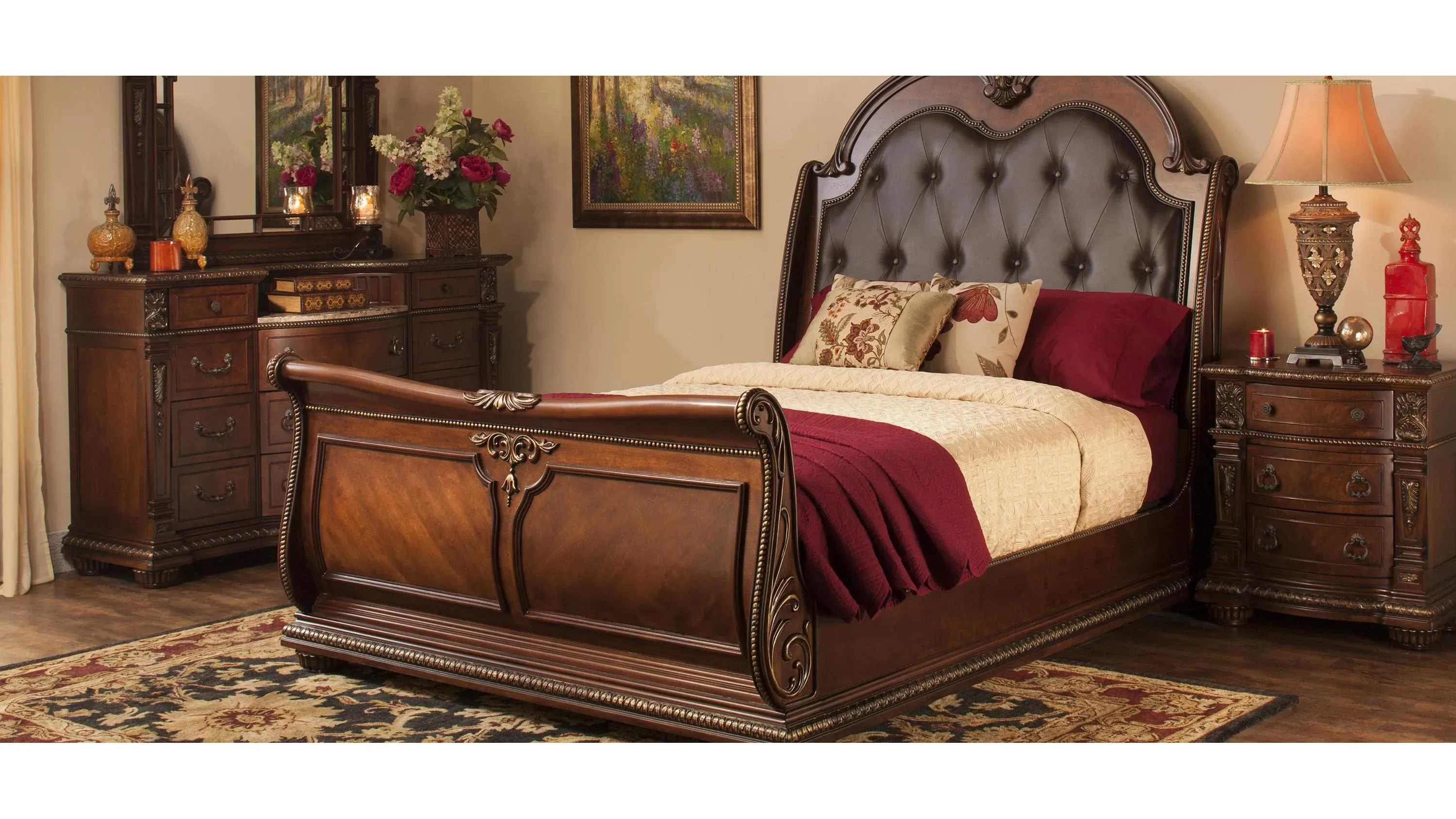 Wilshire Sleigh Bed | Raymour & Flanigan