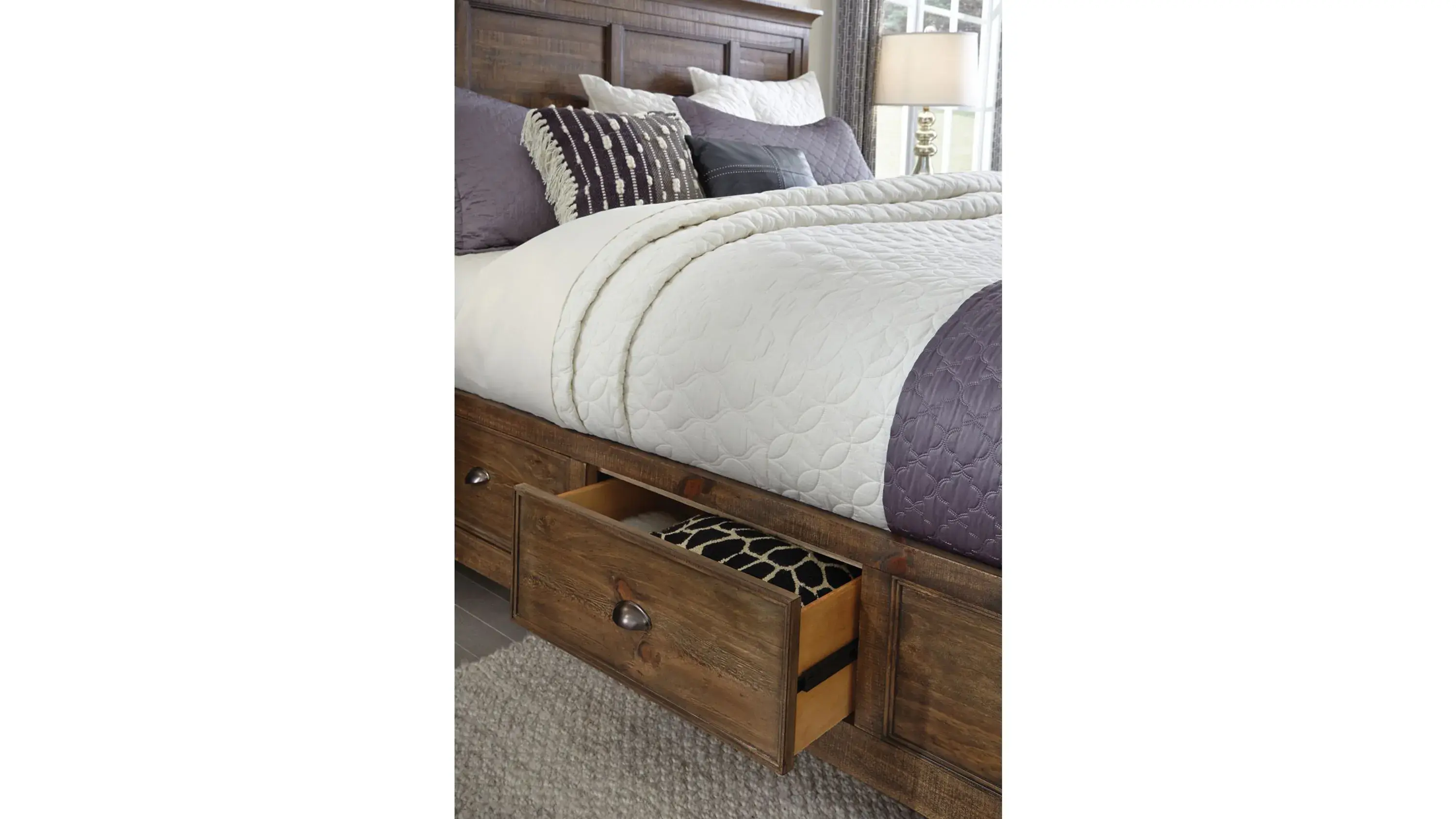 Ivy Ridge 4-pc. Platform Storage Bedroom Set - Thumbnail 5