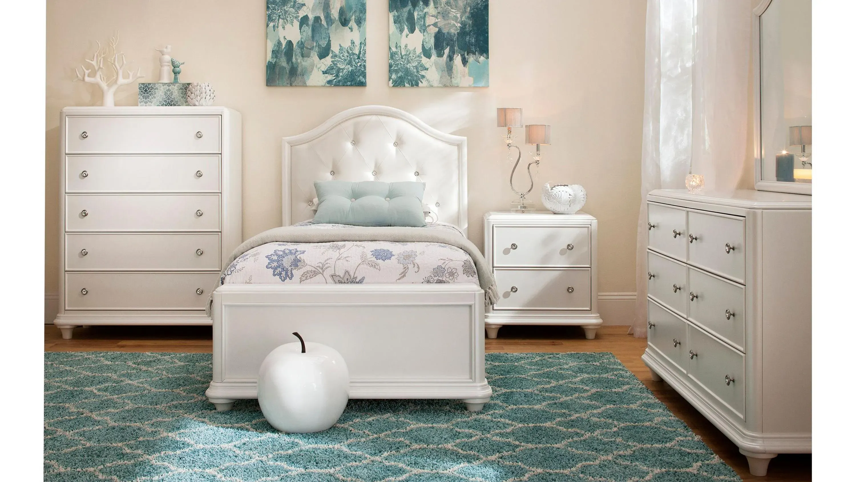 Joscelyne Bedroom Dresser | Raymour & Flanigan