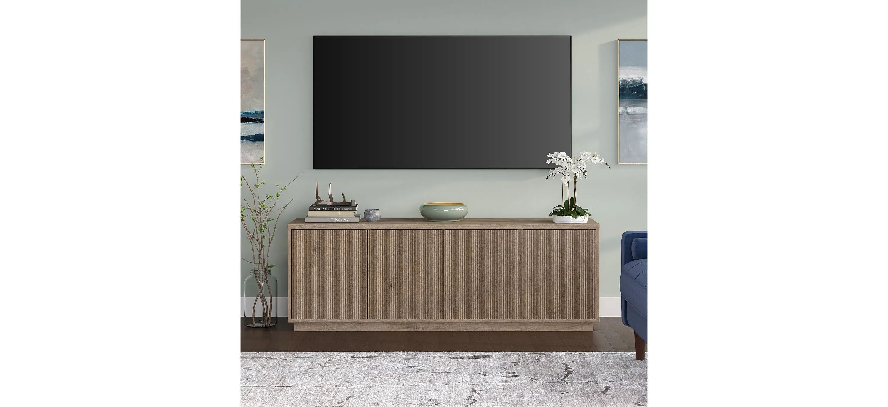 Aria TV Stand | Raymour & Flanigan