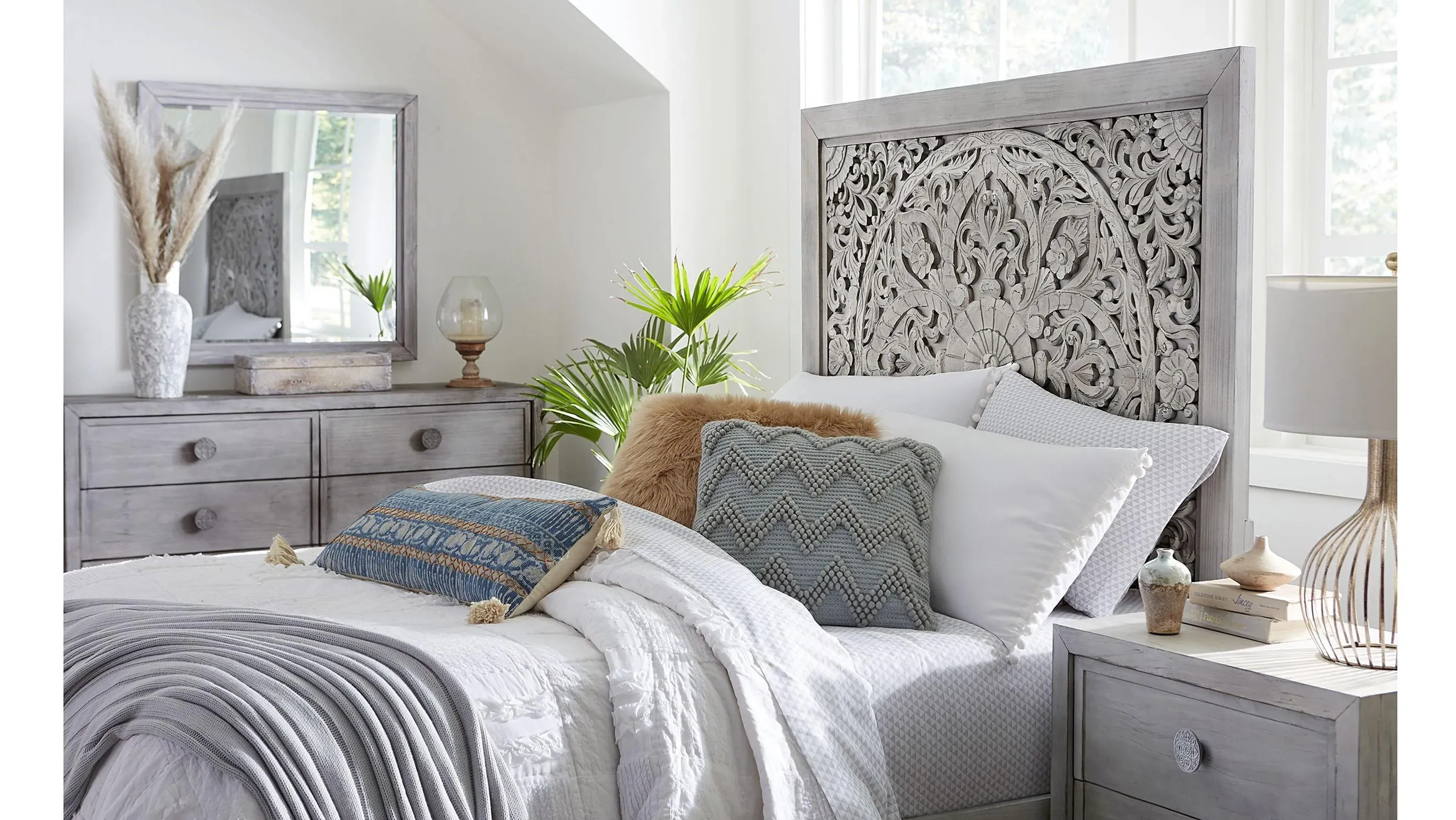 Boho Chic Bed Raymour Flanigan