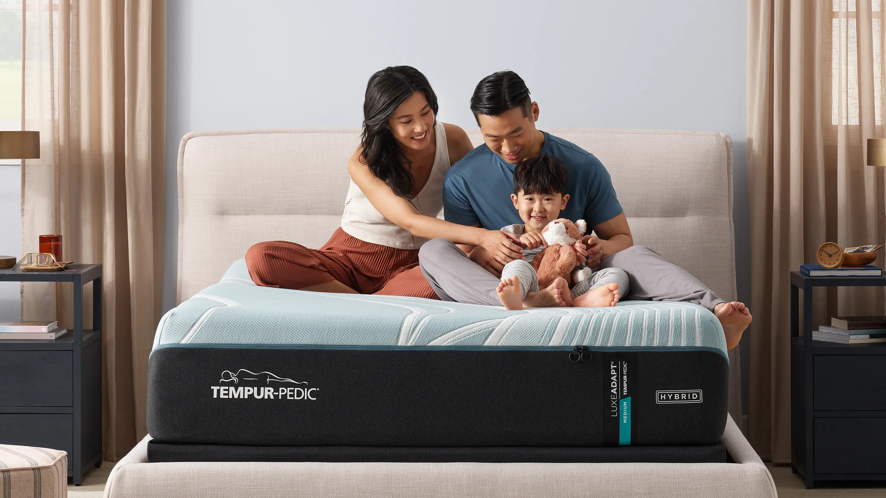 Tempur-Pedic Luxe Adapt 2.0 Medium Hybrid Mattress | Raymour