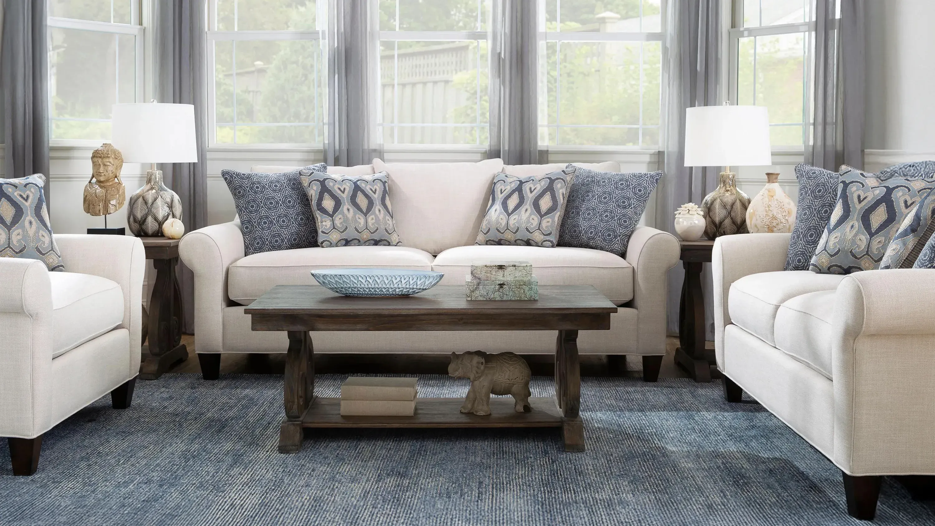 Raymour and flanigan settee sale