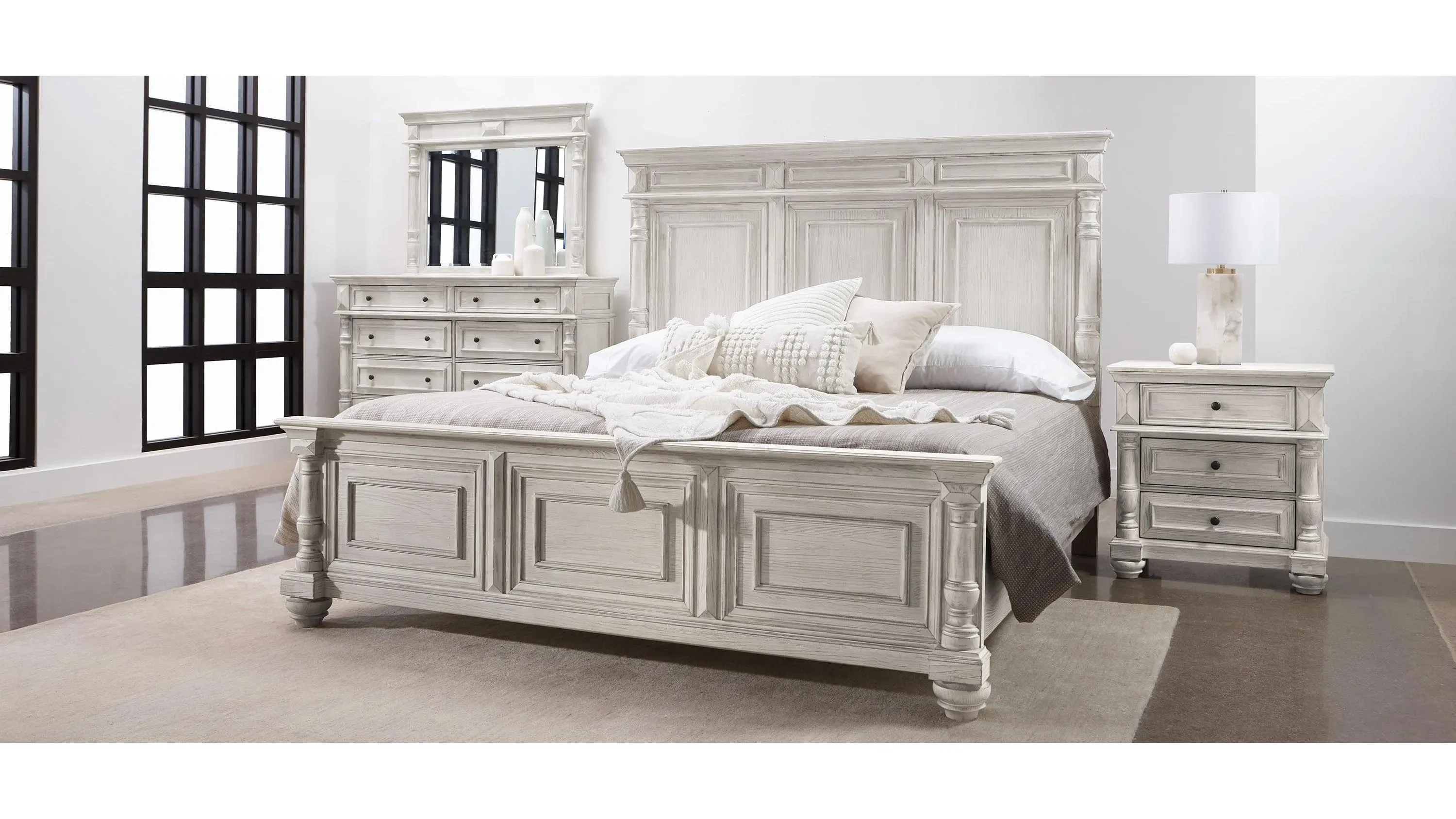 Ilaria  Platform Bed