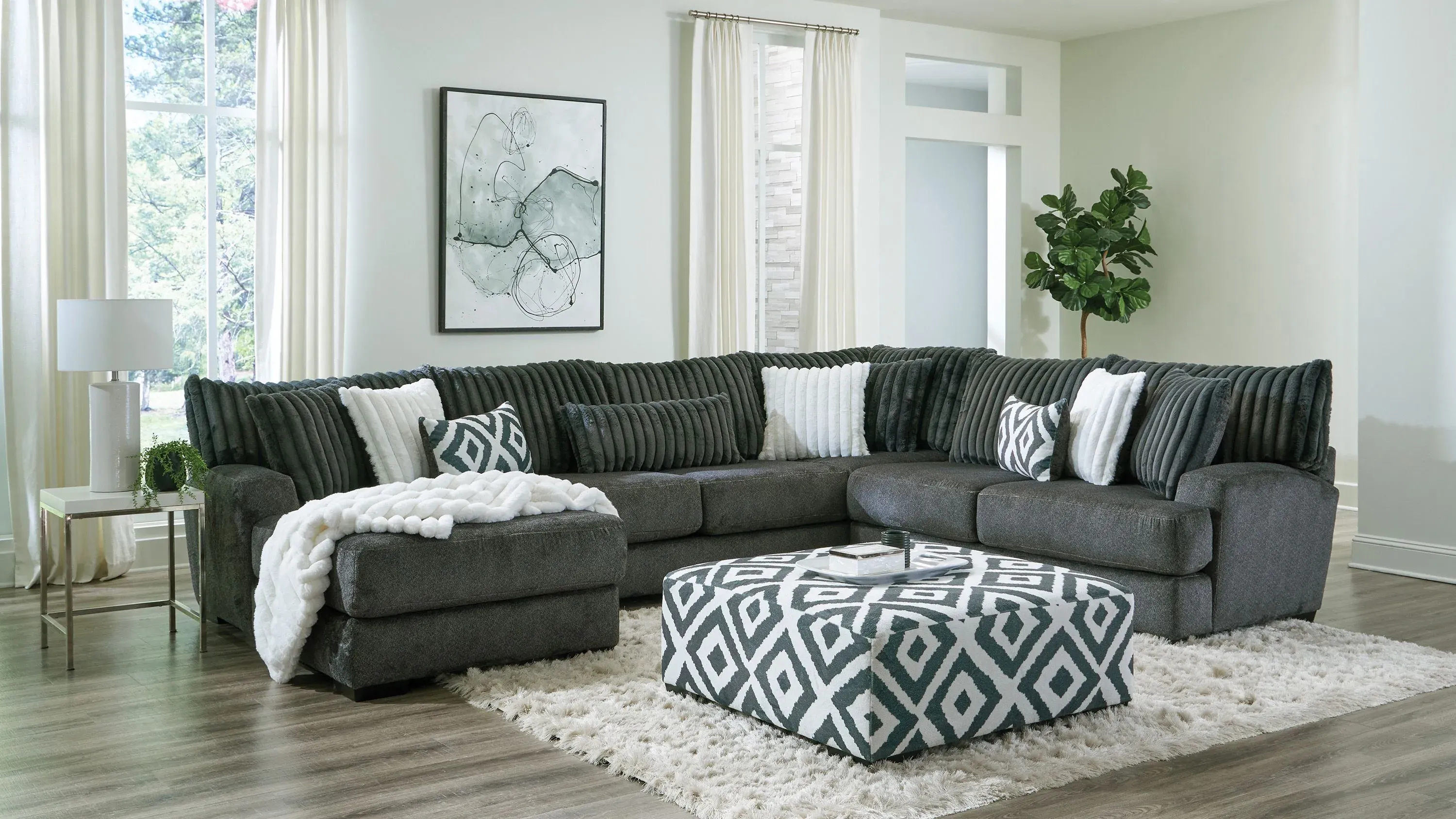 Mondo 3-pc. Sectional