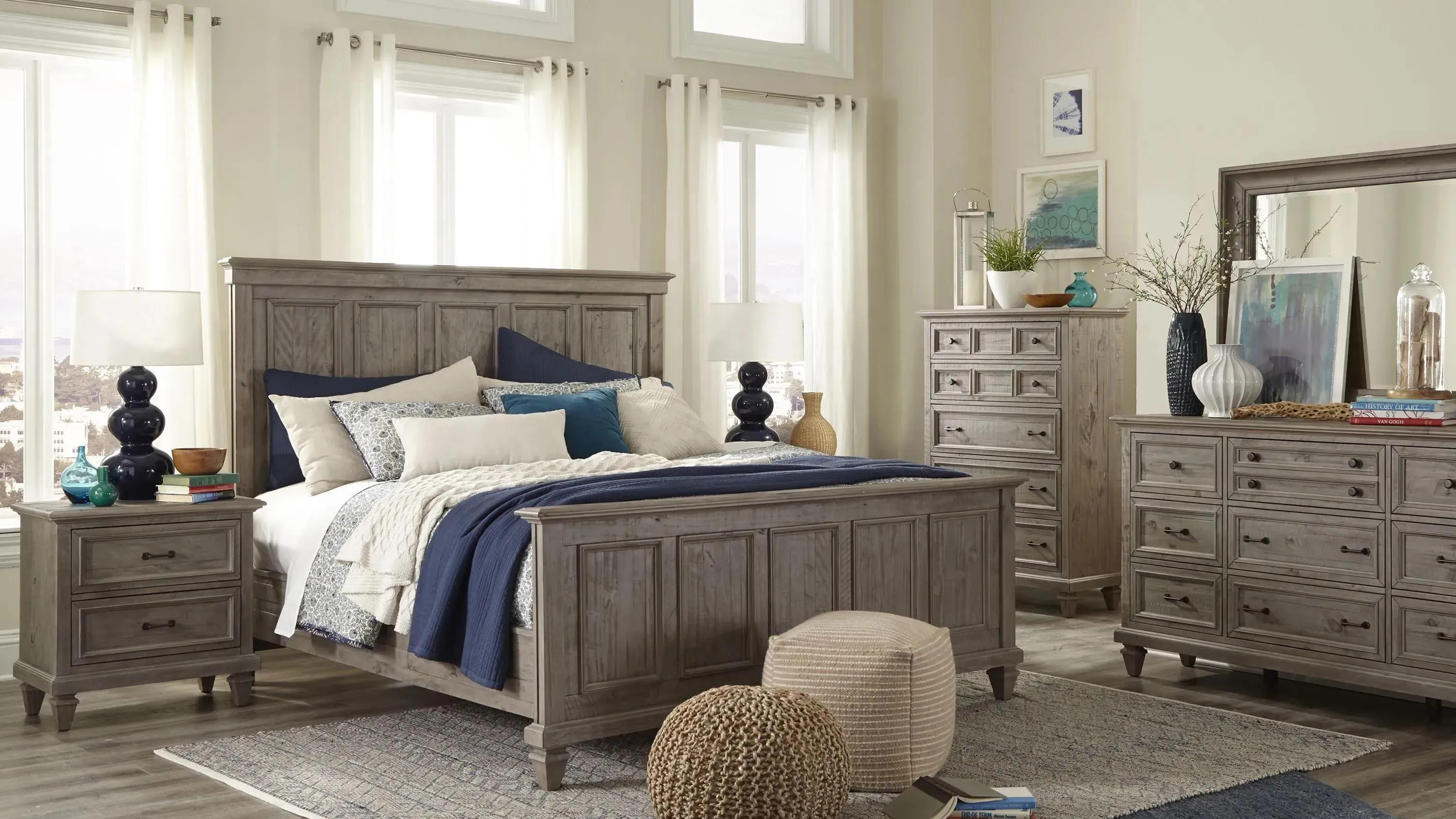 Lancaster 4-pc. Queen Panel Bedroom Set | Raymour & Flanigan