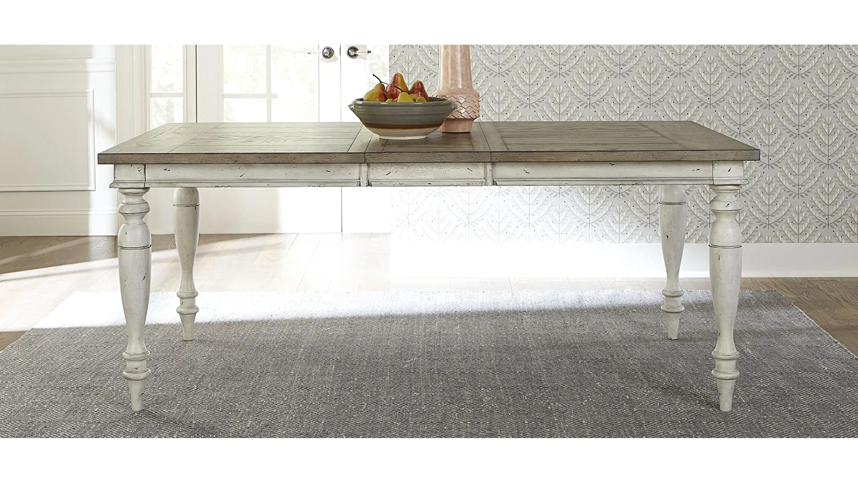 Heywood Dining Table w/ Leaf