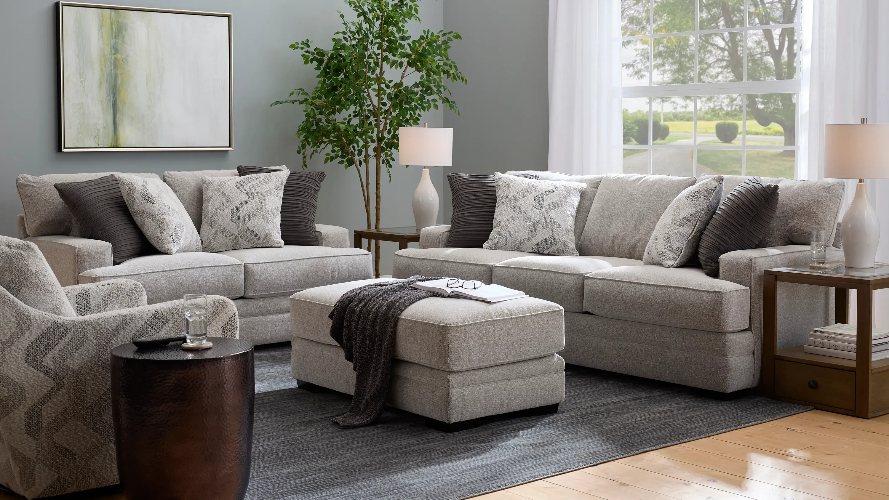 Stella Large Ottoman | Raymour & Flanigan