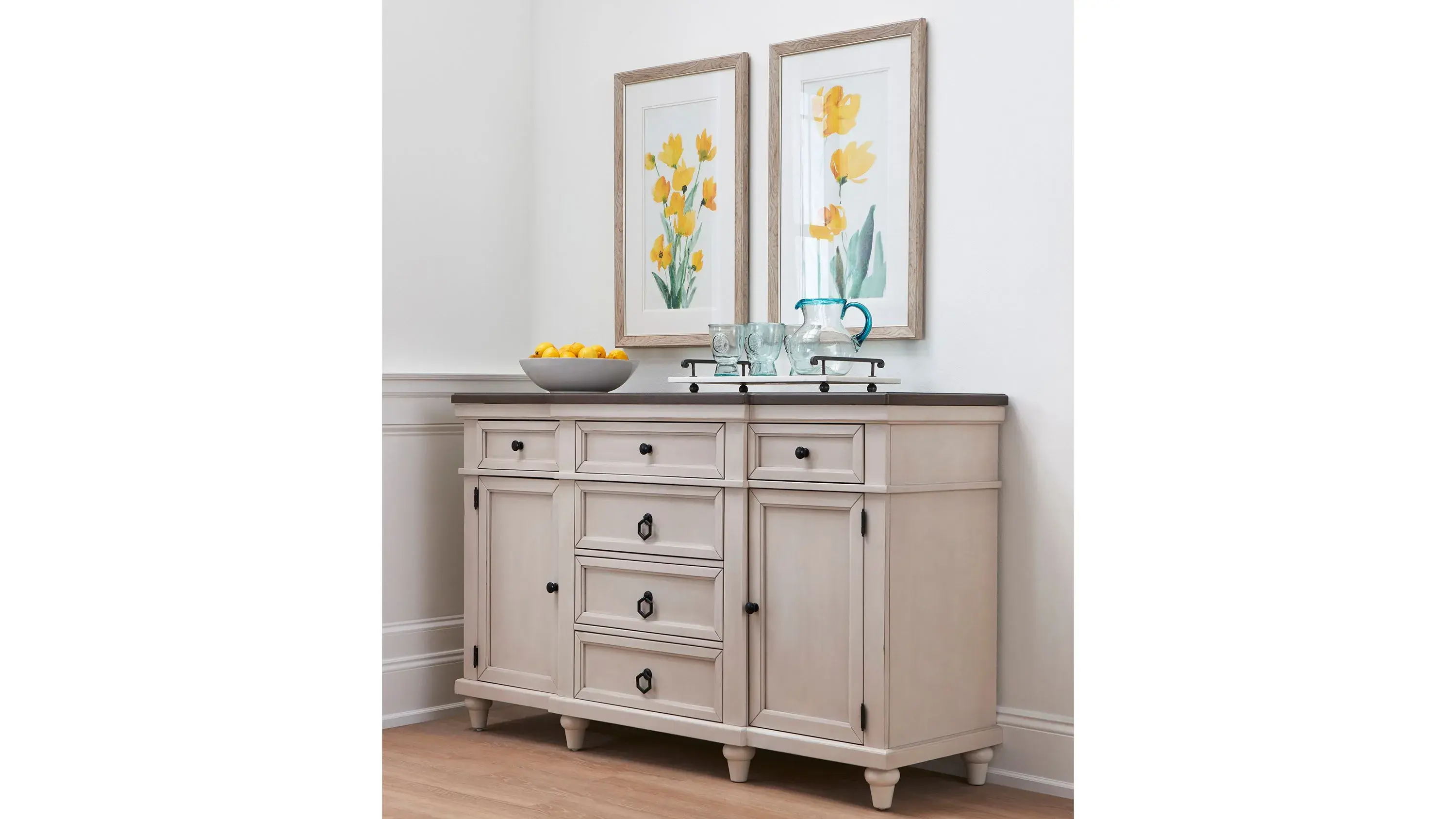 Saybrook Sideboard - Thumbnail 4