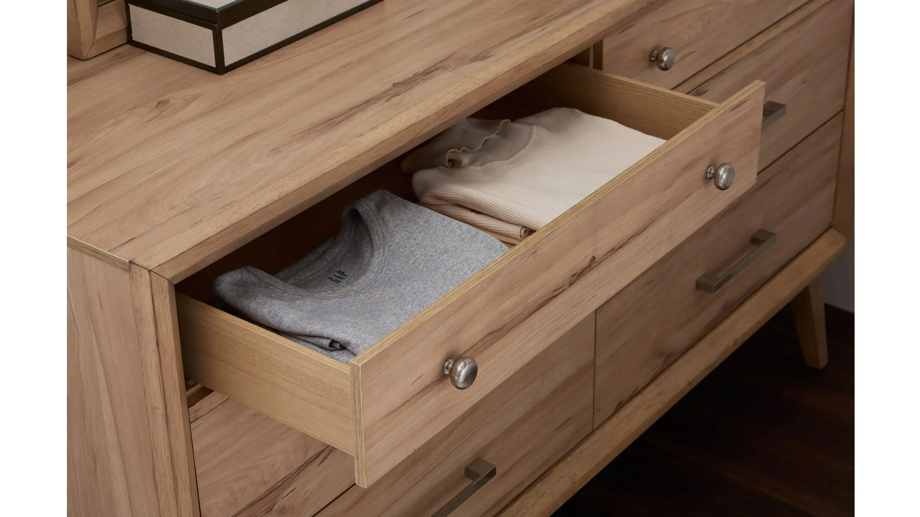 Kai Dresser | Raymour & Flanigan