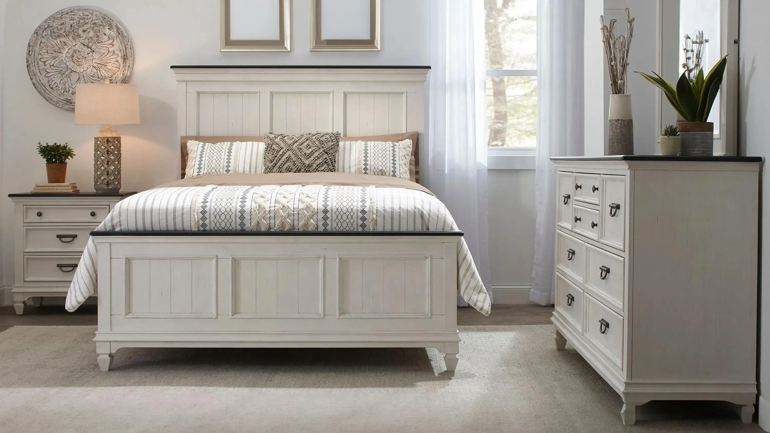 Shelby 4-pc. Bedroom Set | Raymour & Flanigan