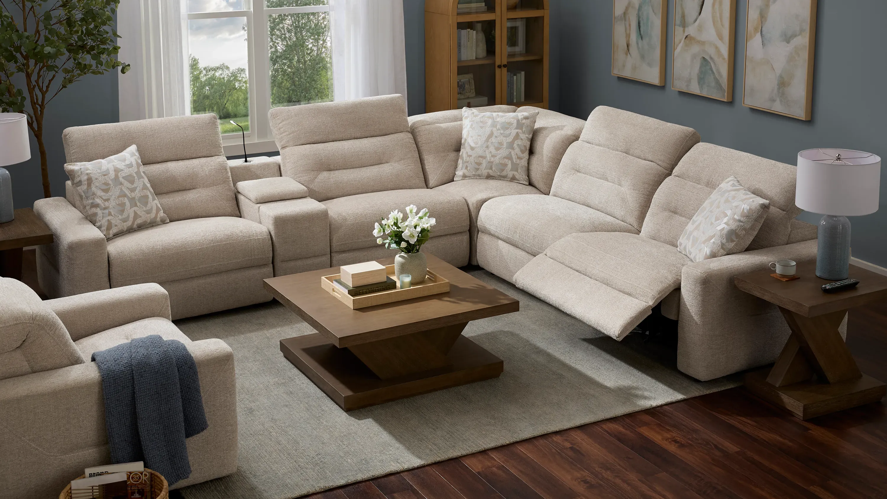 Bradbury 6-pc. Sectional | Raymour & Flanigan
