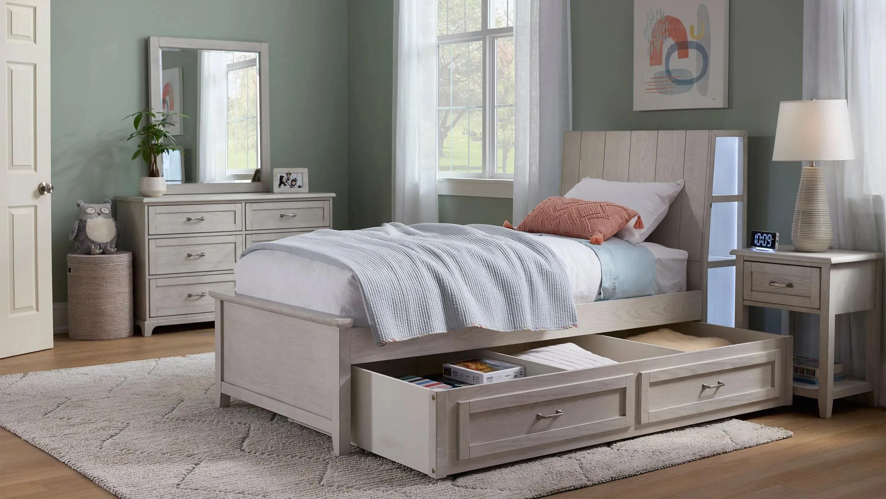 Lennox 4-pc. Bedroom Set with Trundle | Raymour & Flanigan