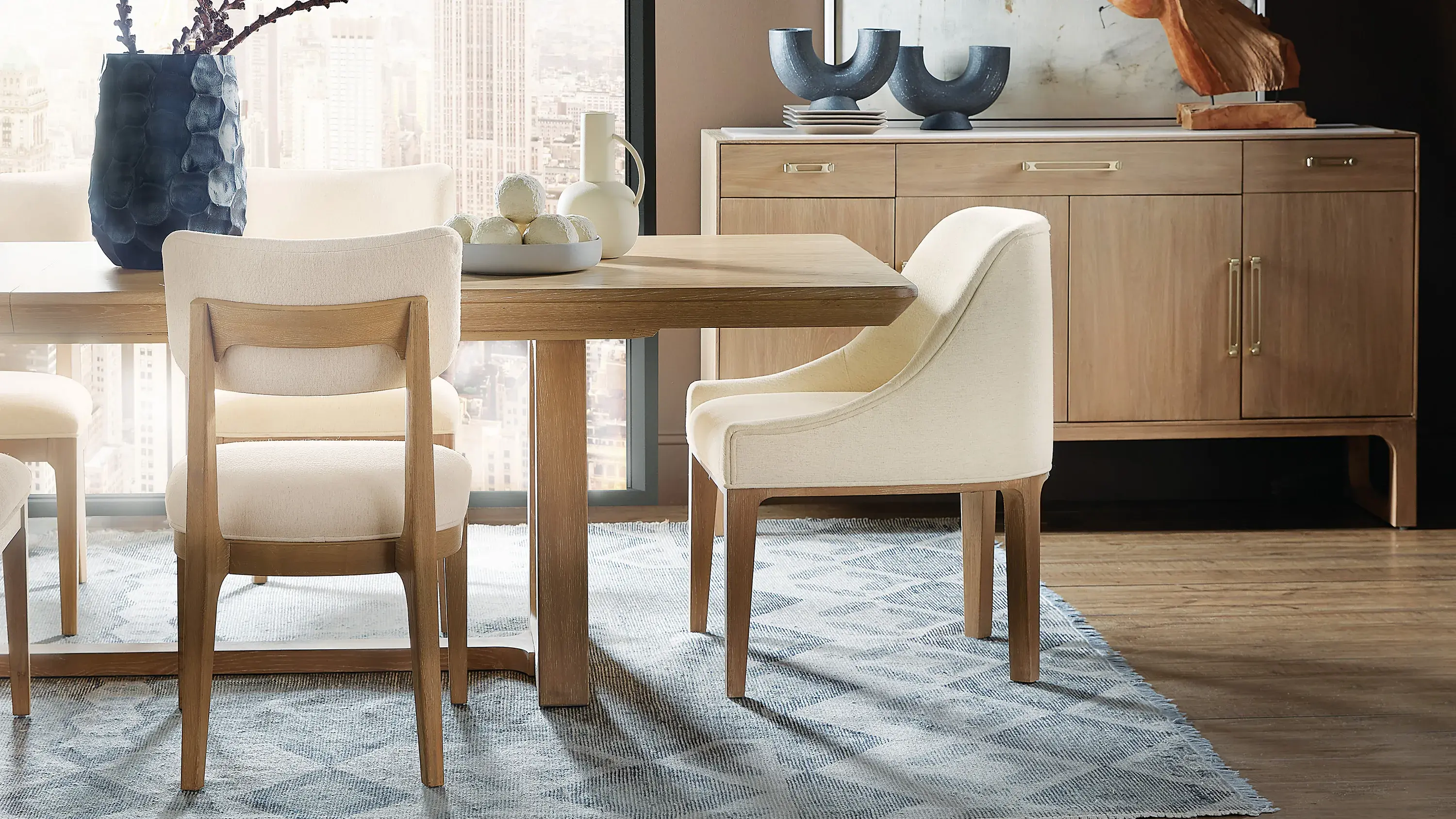 Banyon Bay Dining Table - Thumbnail 3